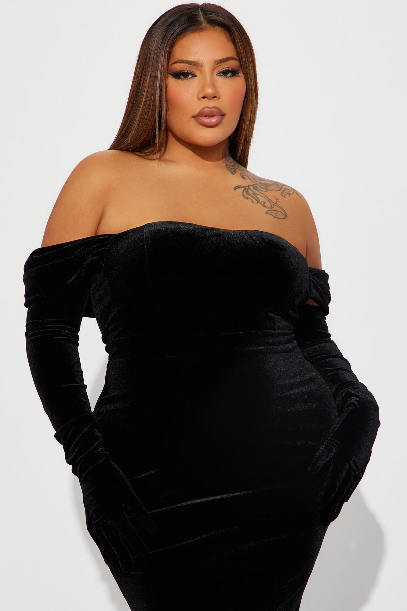 Fits Like A Glove Velvet Gown - Black