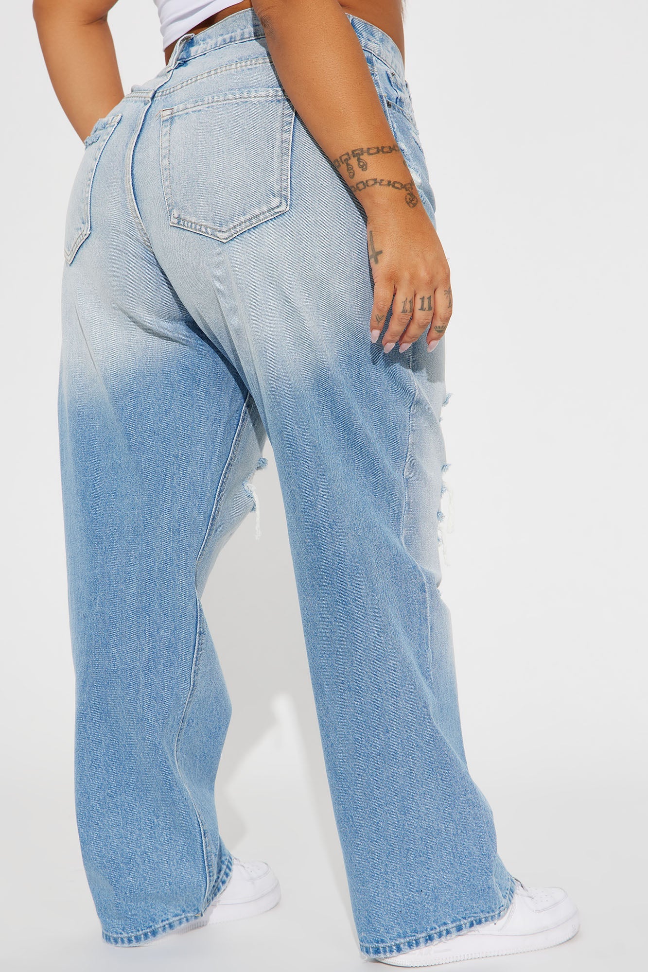 On Trend 90's Baggy Jeans - Light Wash