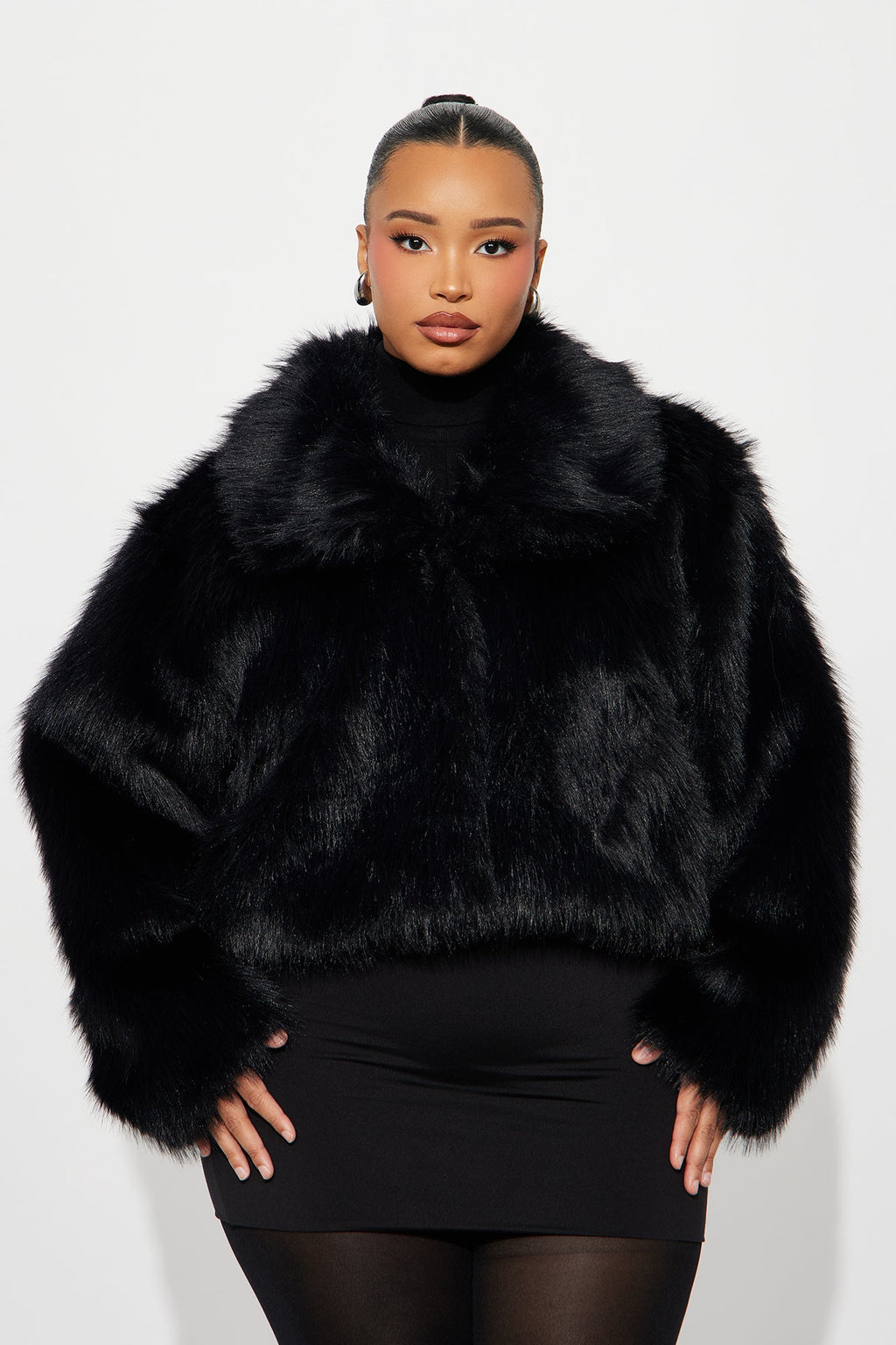 Full Of Charisma Faux Fur Cropped Coat - Black