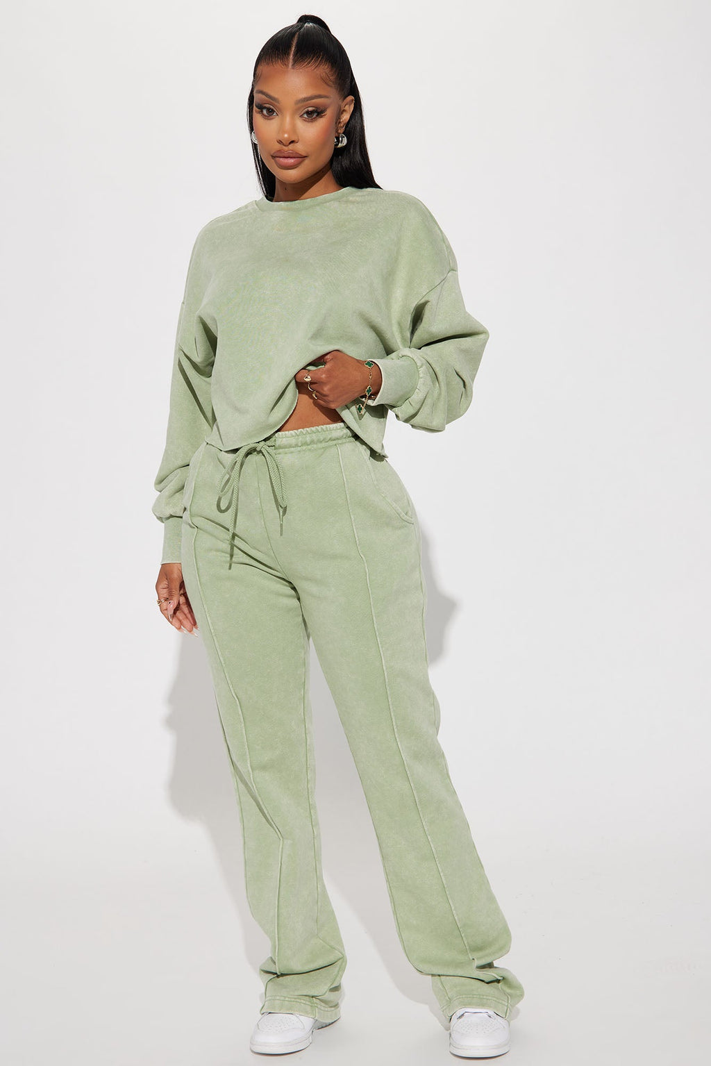Chill Out Lounge Sweatshirt - Sage