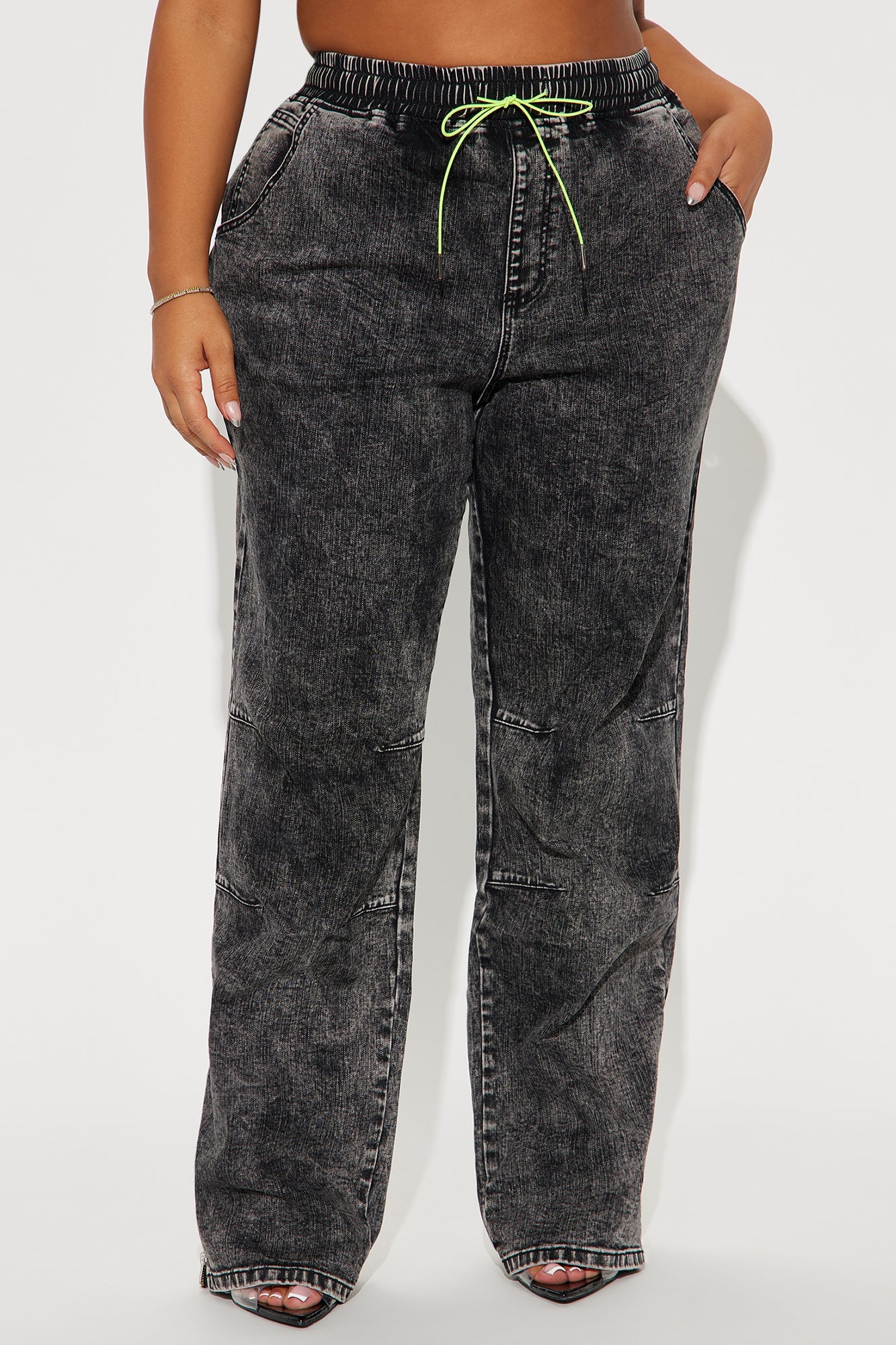 Stepping Out Zipper Straight Leg Jeans - Acid Wash Black