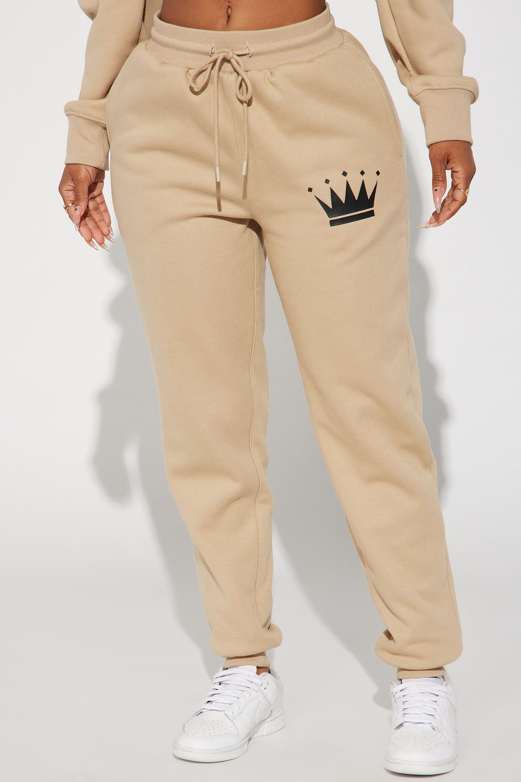 Family Goals Women's Queen Jogger - Taupe