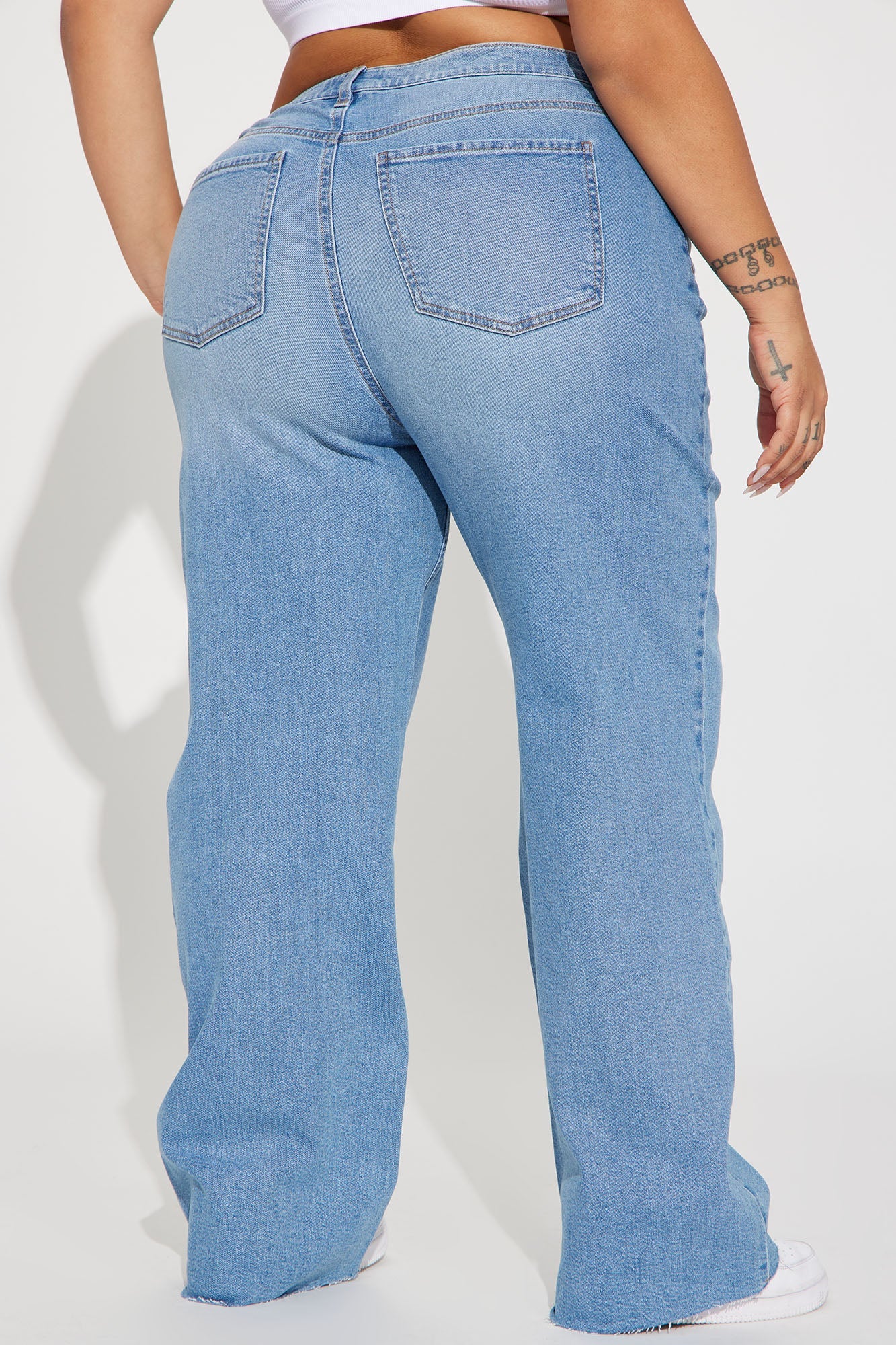 Nova 90's Vintage Stretch Wide Leg Jeans - Light Wash