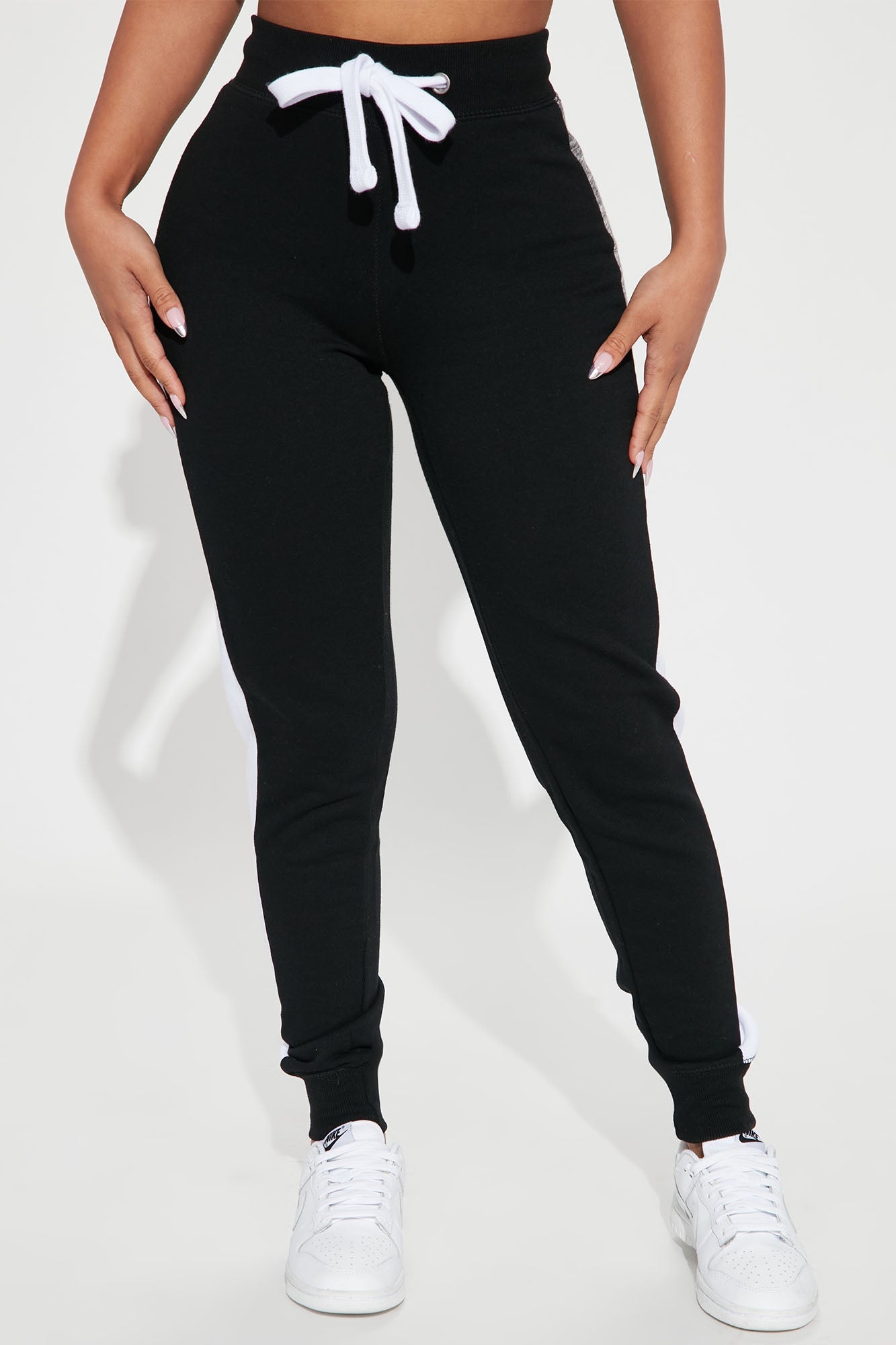 Analissa Jogger - Black