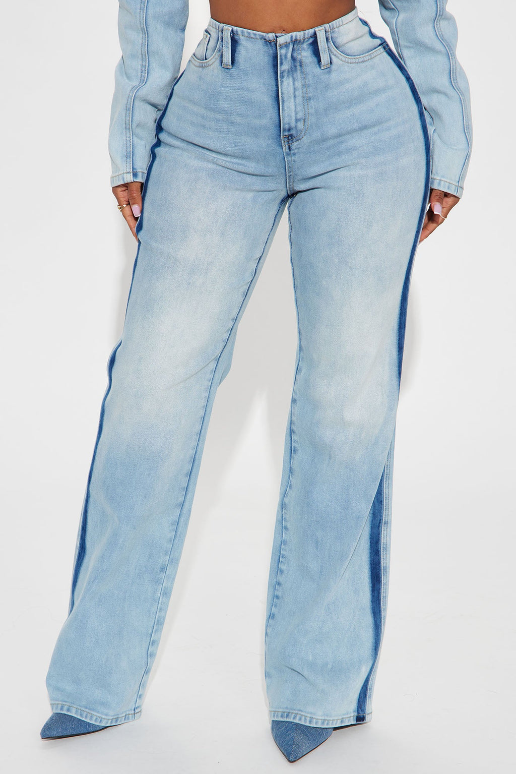 Speed It Up Stretch Straight Leg Jeans - Light Wash
