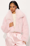 Full Of Charisma Faux Fur Cropped Coat - Pink