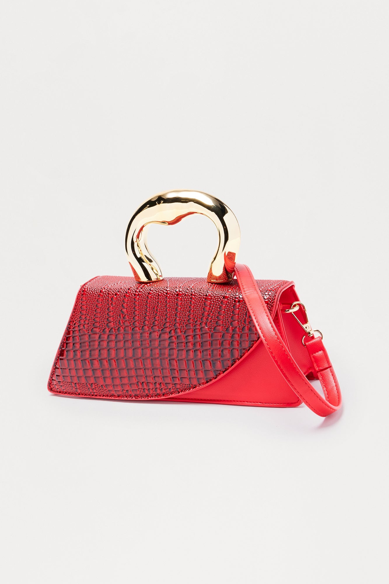 Luxe Scales Embossed Croc Clutch - Red