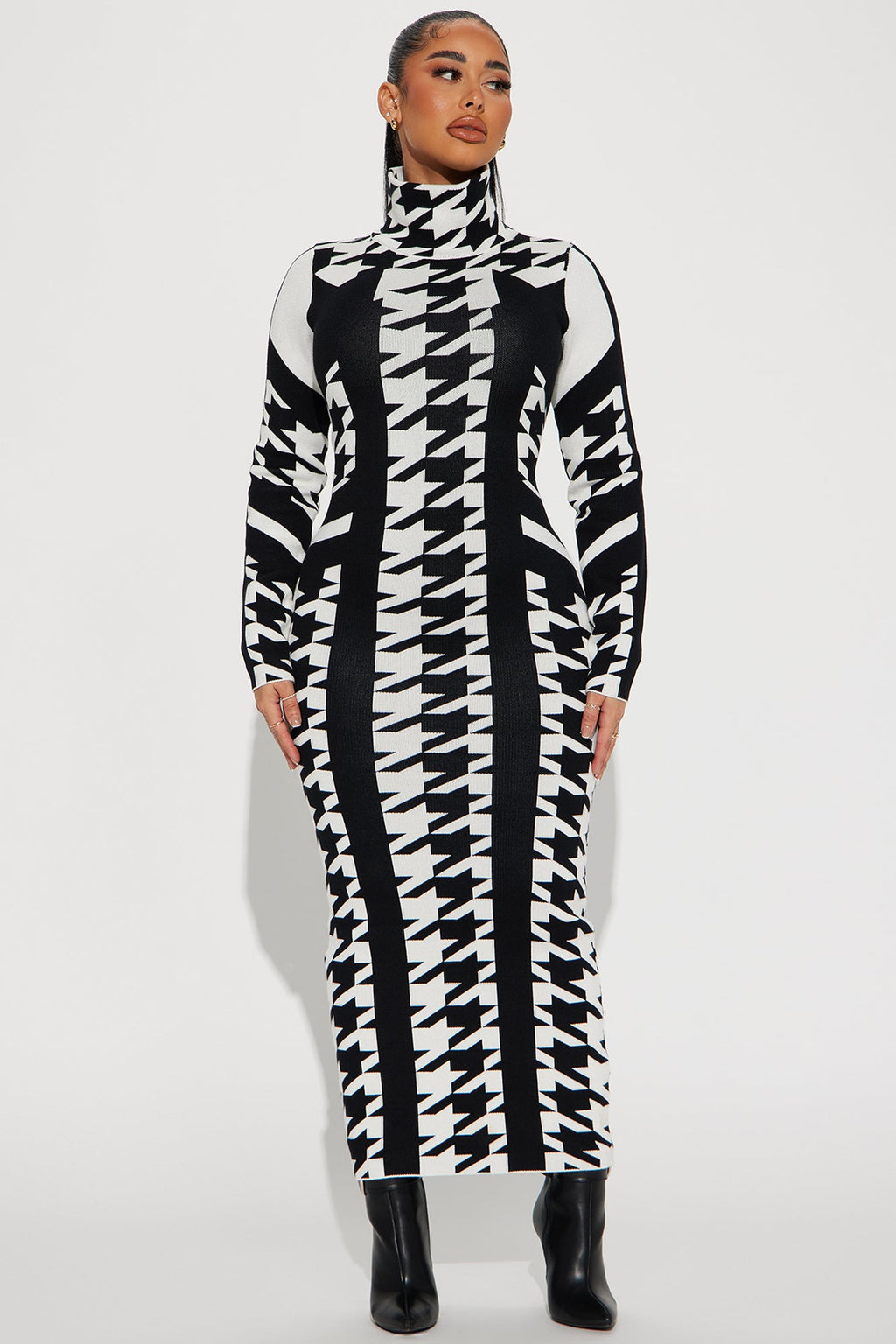 Houndstooth Sweater Maxi Dress - Black/White