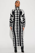 Houndstooth Sweater Maxi Dress - Black/White
