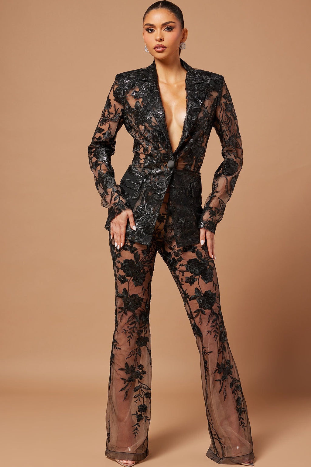 Vera Sequin Embroidered Blazer - Black