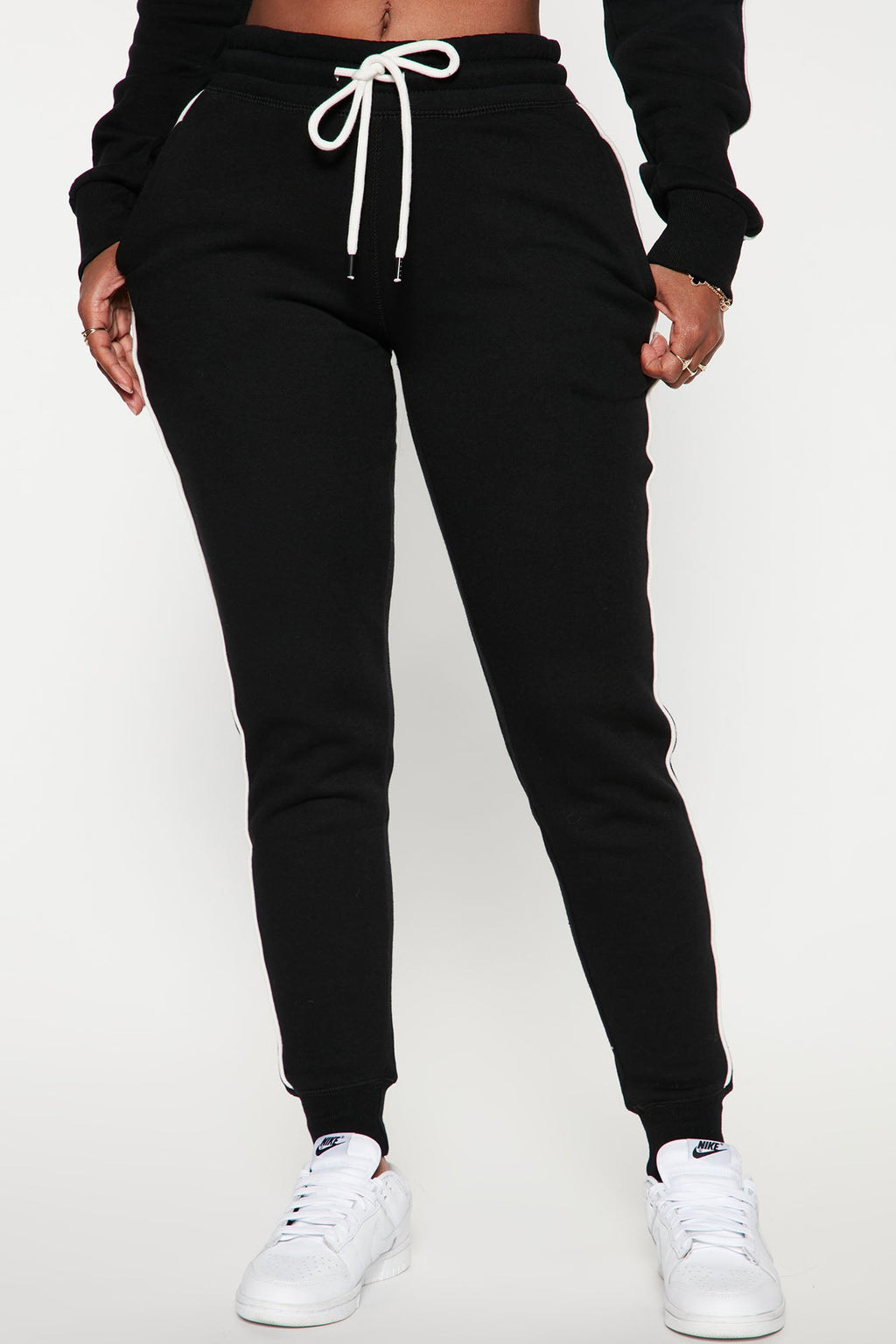 Tennis And Chill Fleece Jogger - Black