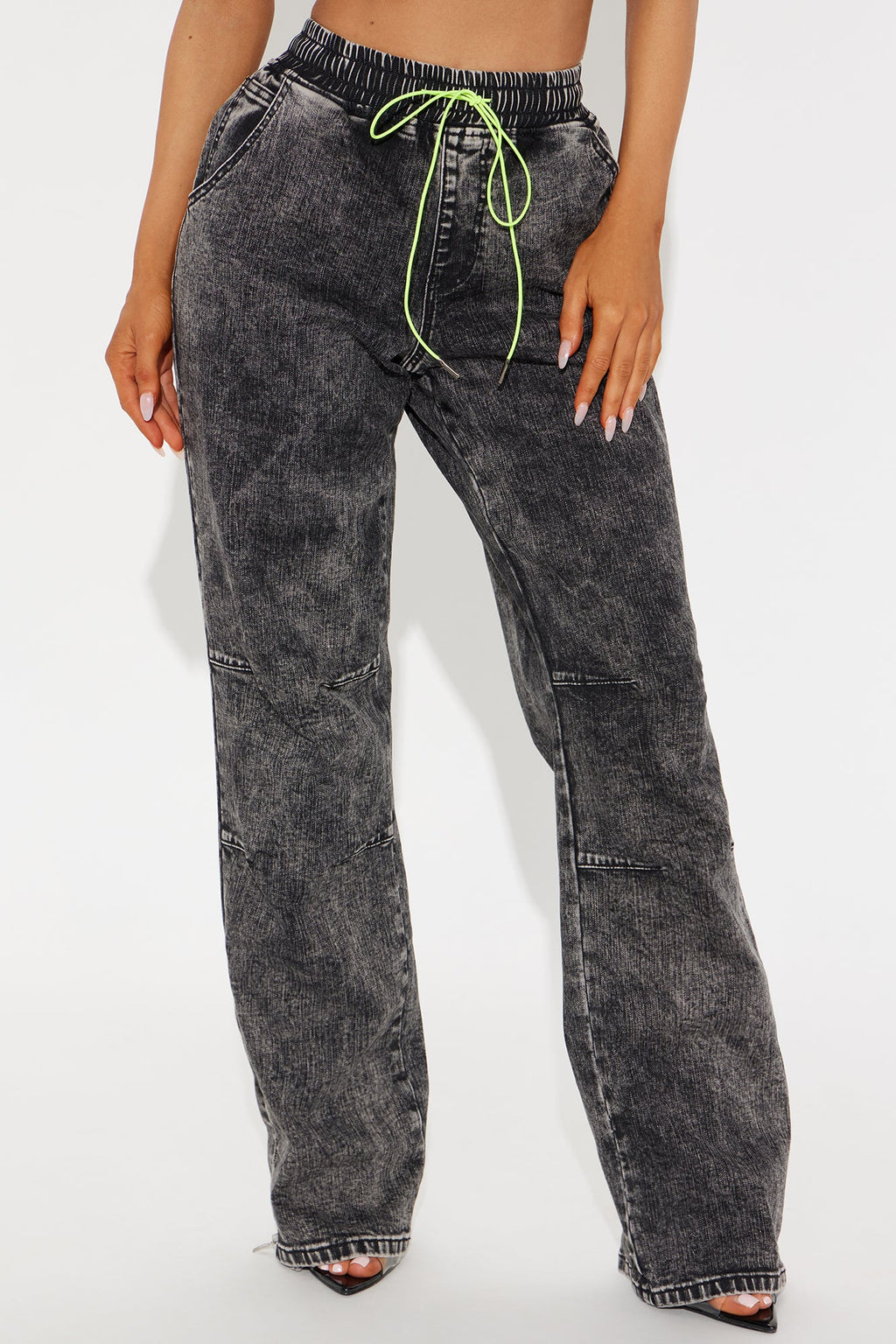 Stepping Out Zipper Straight Leg Jeans - Acid Wash Black
