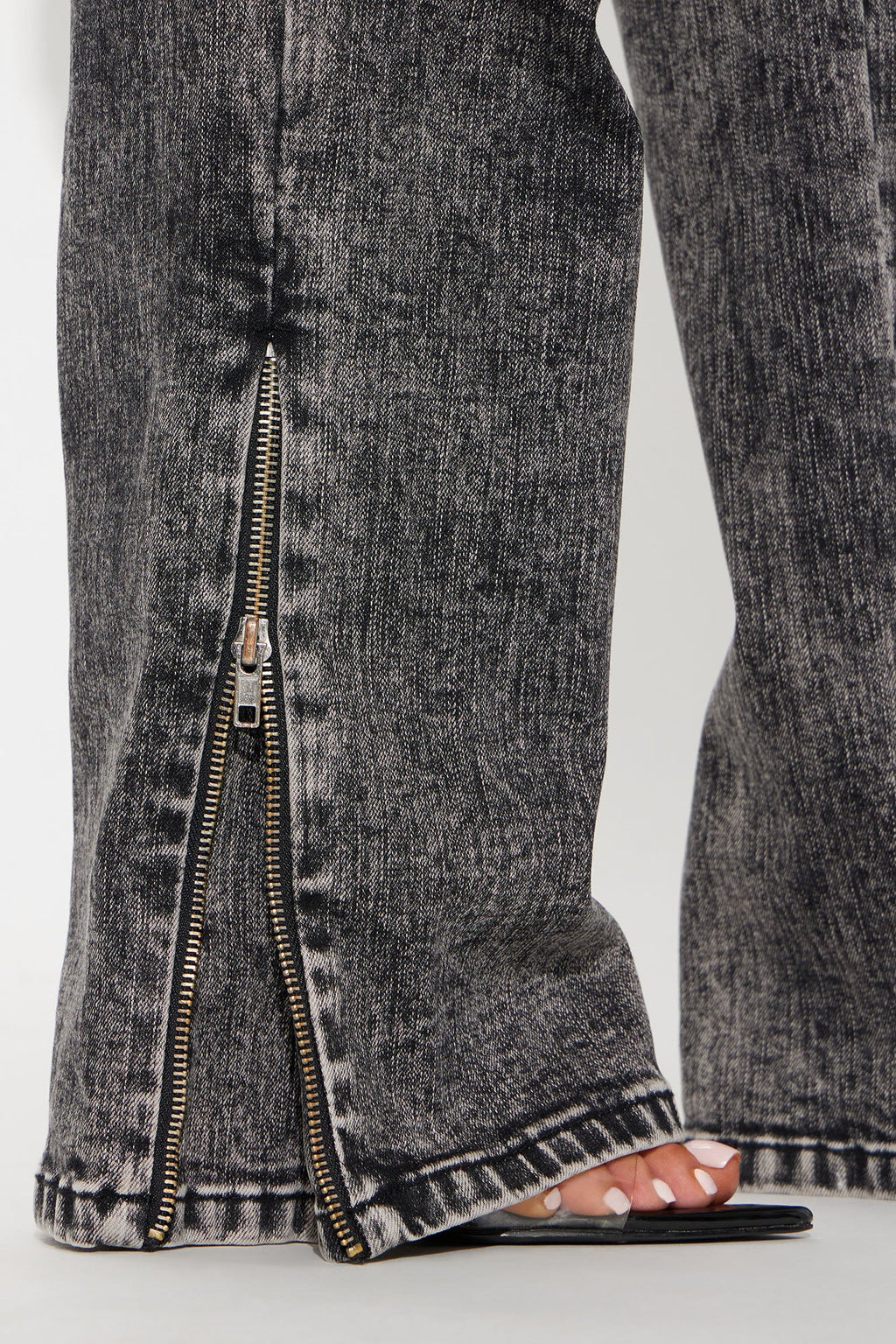 Stepping Out Zipper Straight Leg Jeans - Acid Wash Black