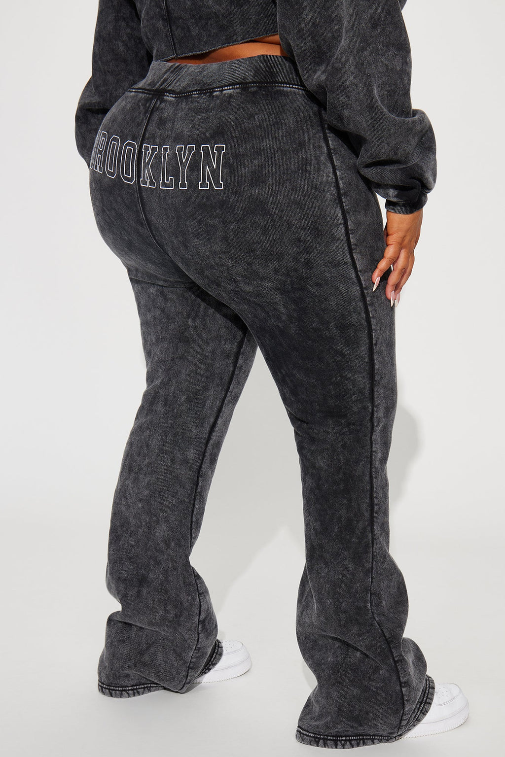 Brooklyn City Washed Sweatpants - Black Wash