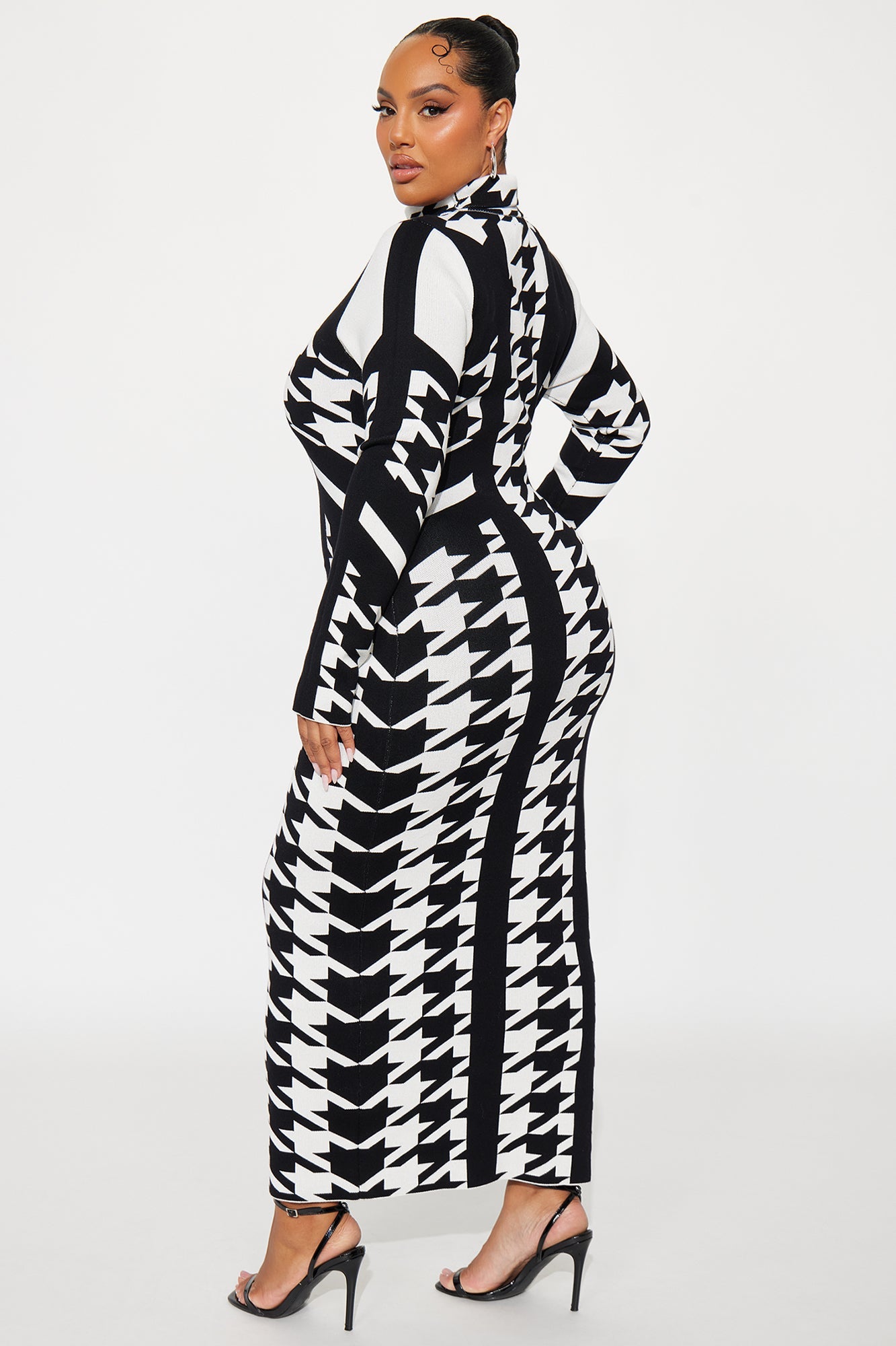 Houndstooth Sweater Maxi Dress - Black/White