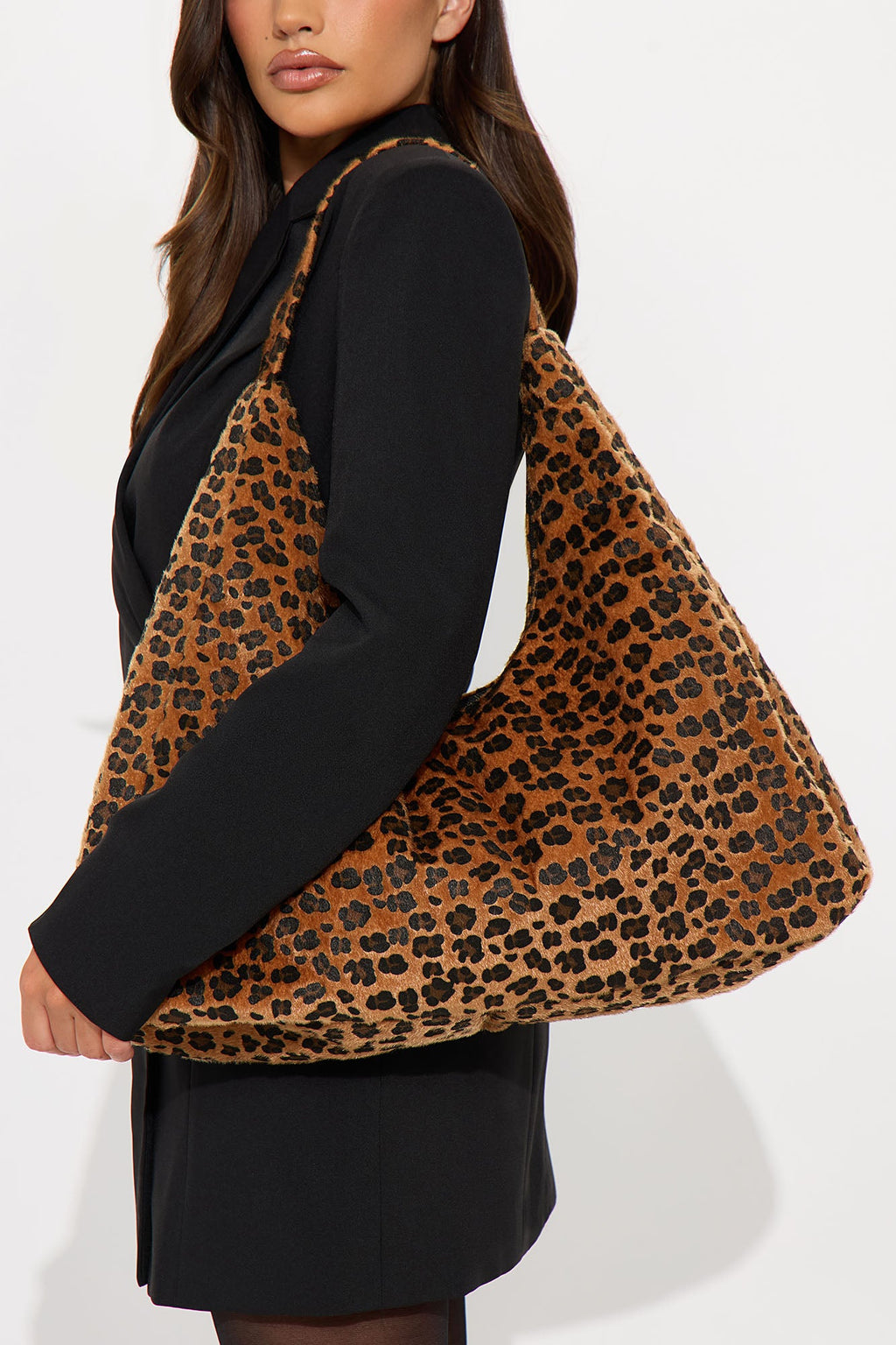 The Big Prowl Oversized Tote Handbag - Leopard