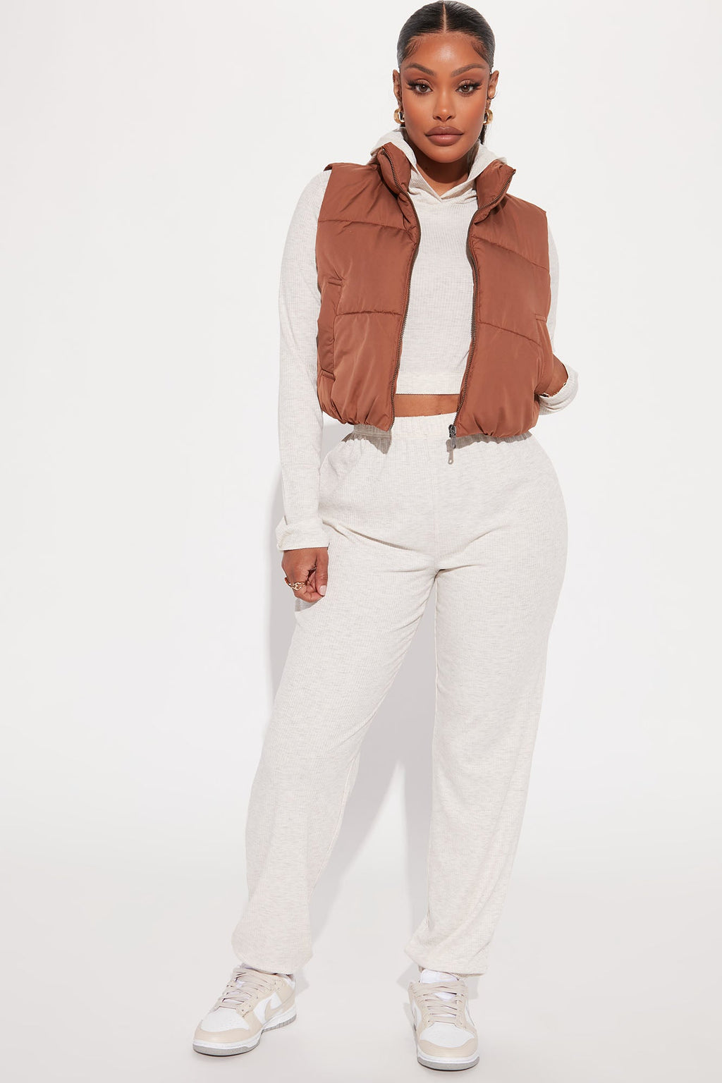 Live More Puffer Vest - Brown