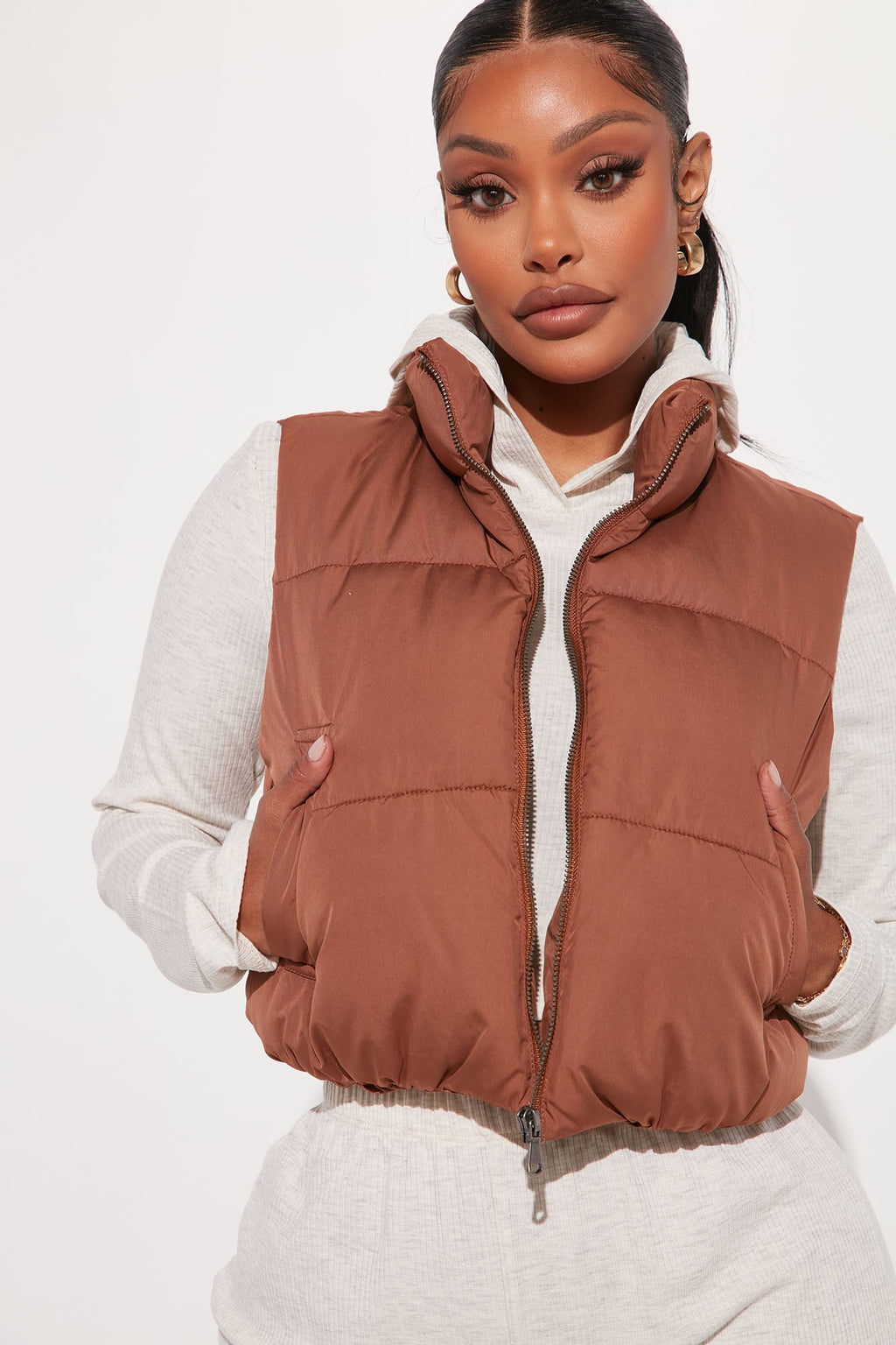 Live More Puffer Vest - Brown