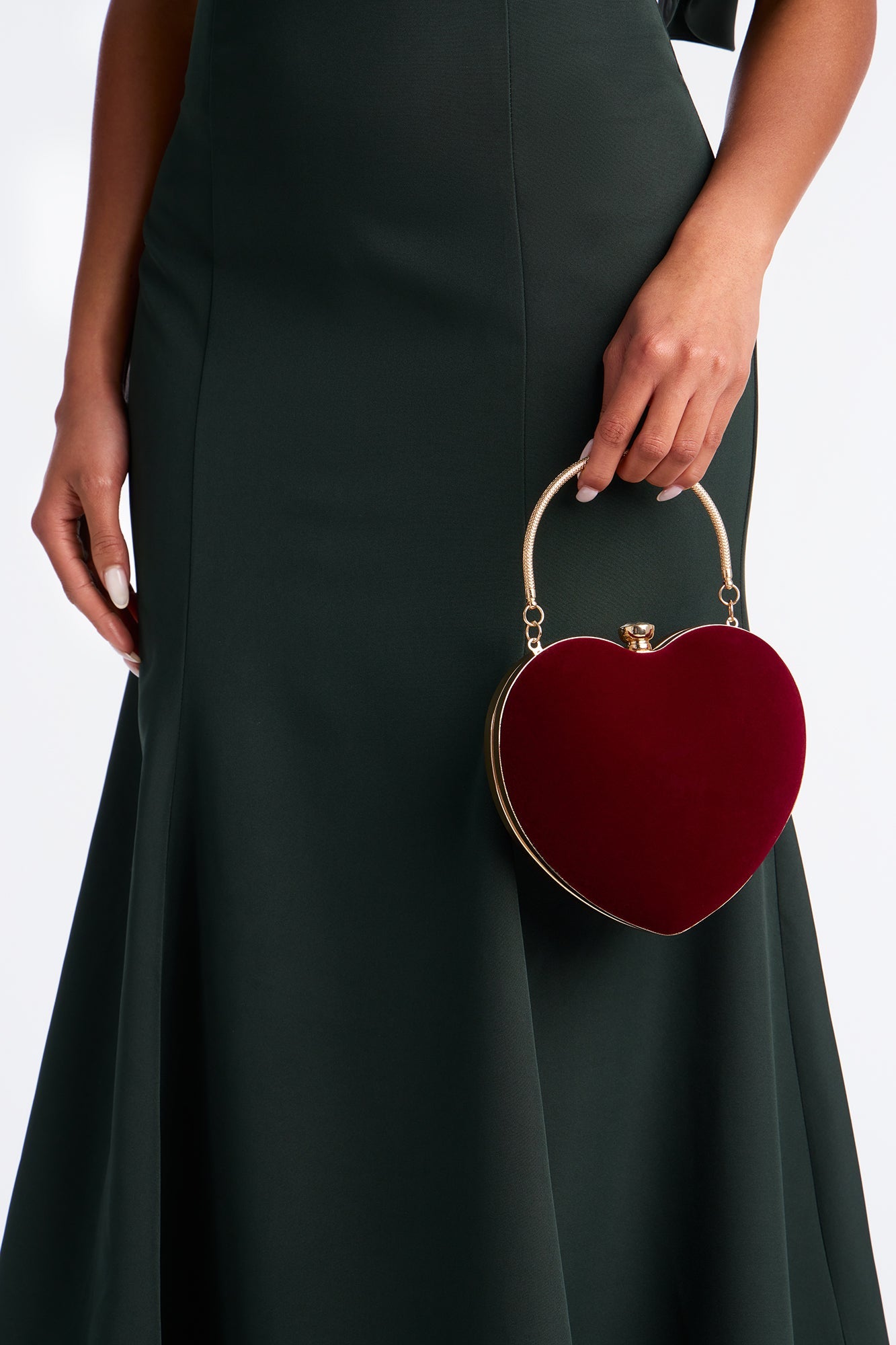 Sweetheart Luxe Velvet Heart Clutch - Burgundy