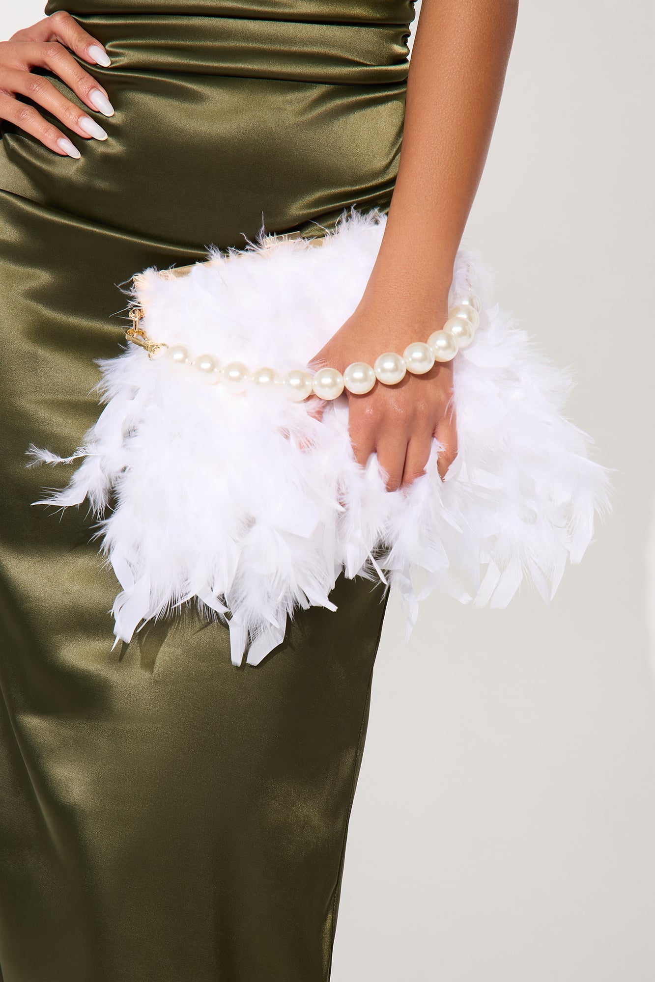 Soft Soiree Feather Clutch - Ivory