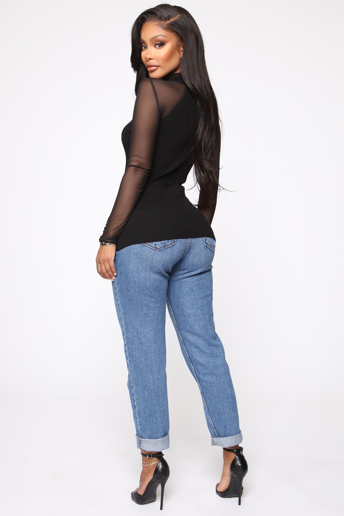 Leave It To Your Imagination Sweater - Black