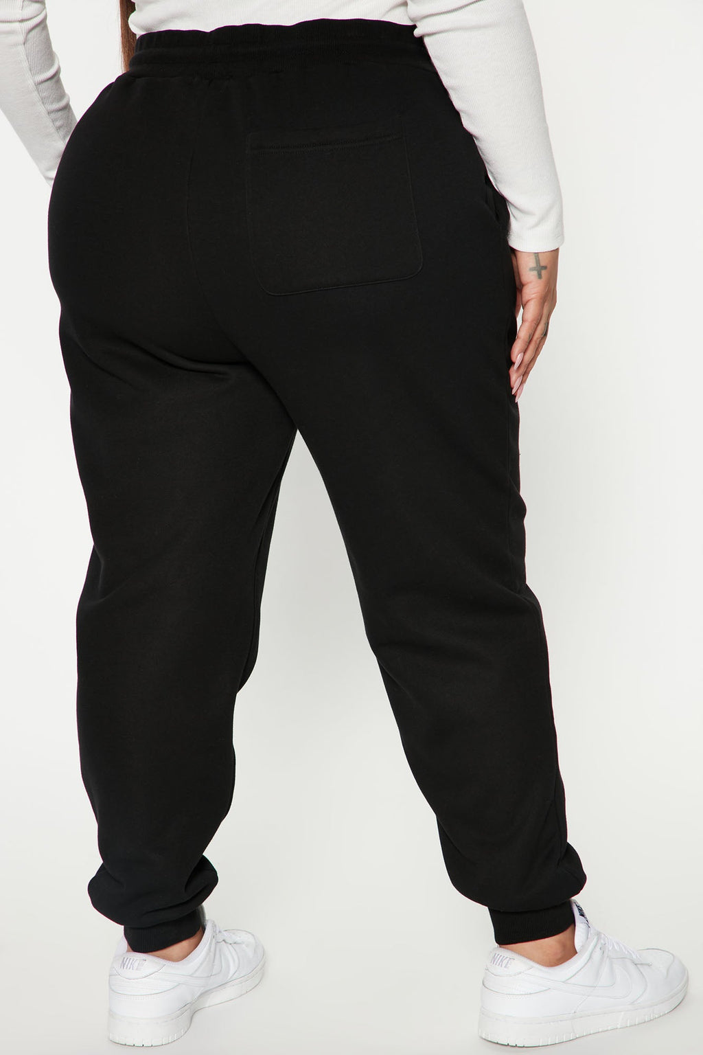 Family Goals Women's Queen Jogger - Black