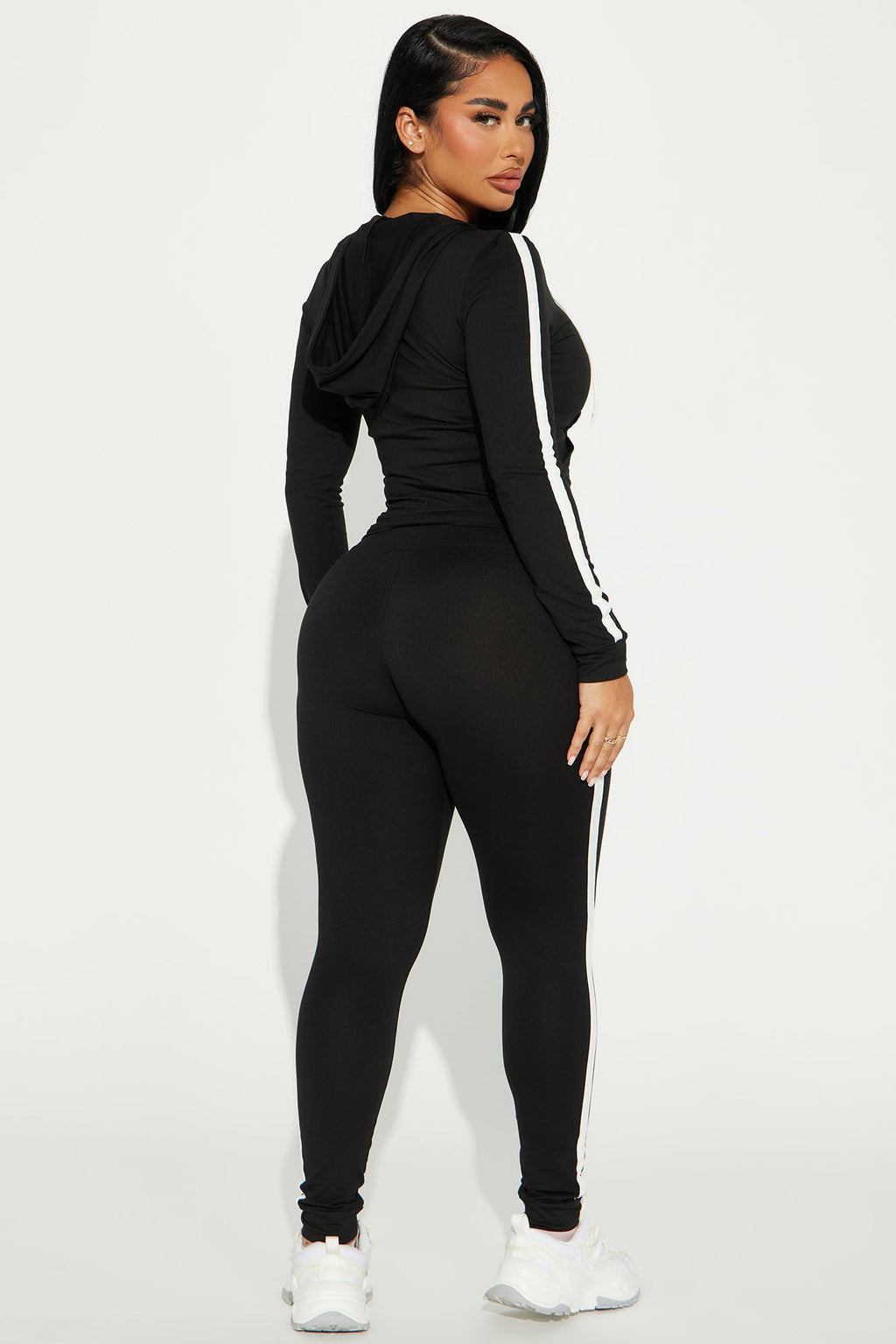 Tennis Courts III Zip Set - Black