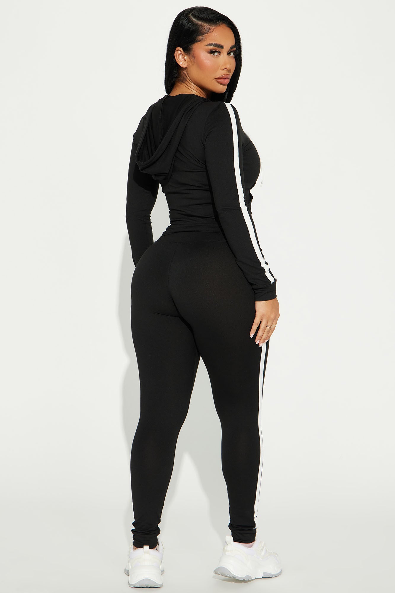 Tennis Courts III Zip Set - Black