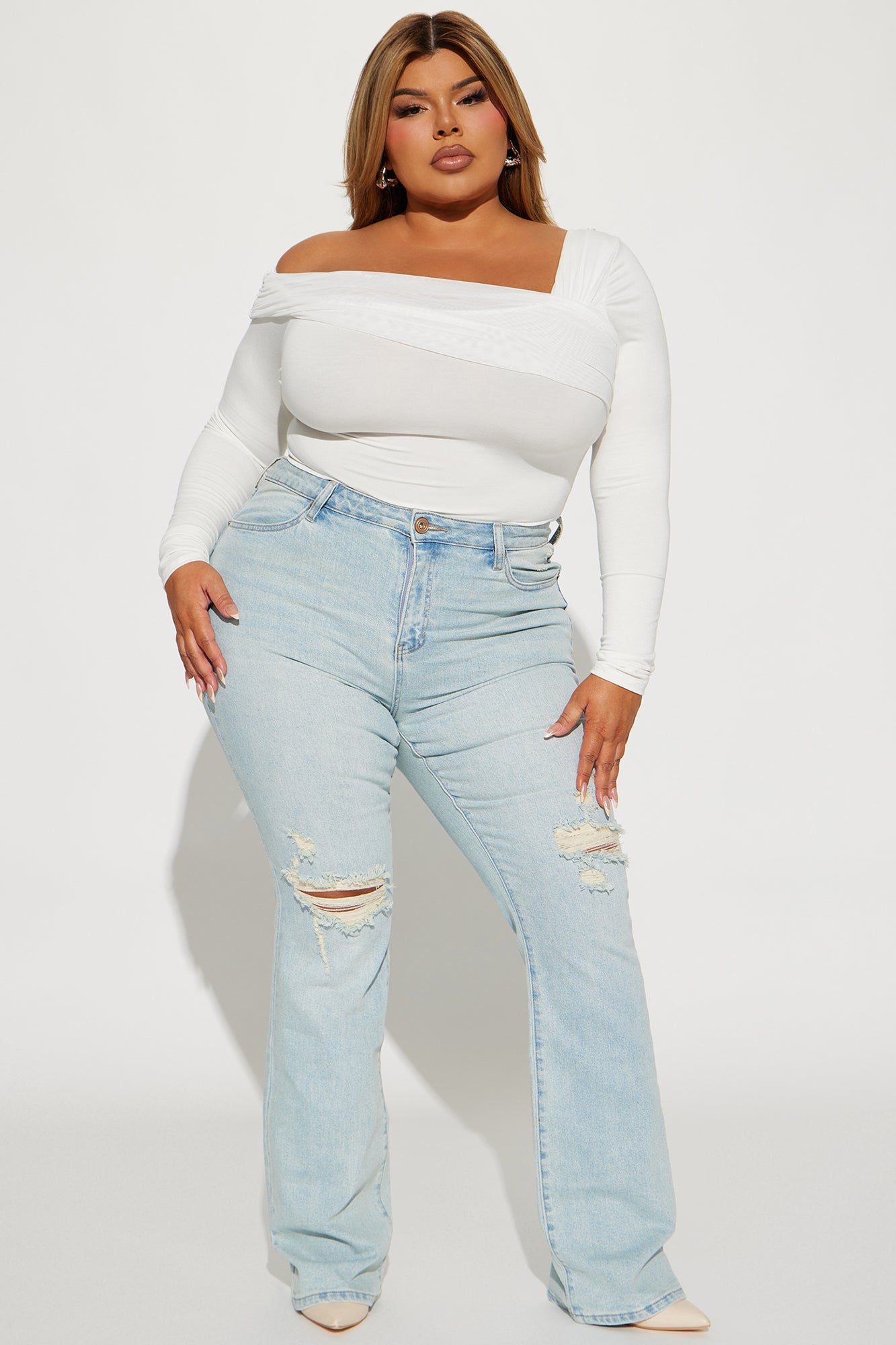 Bullseye Tinted Bootcut Jeans - Light Wash