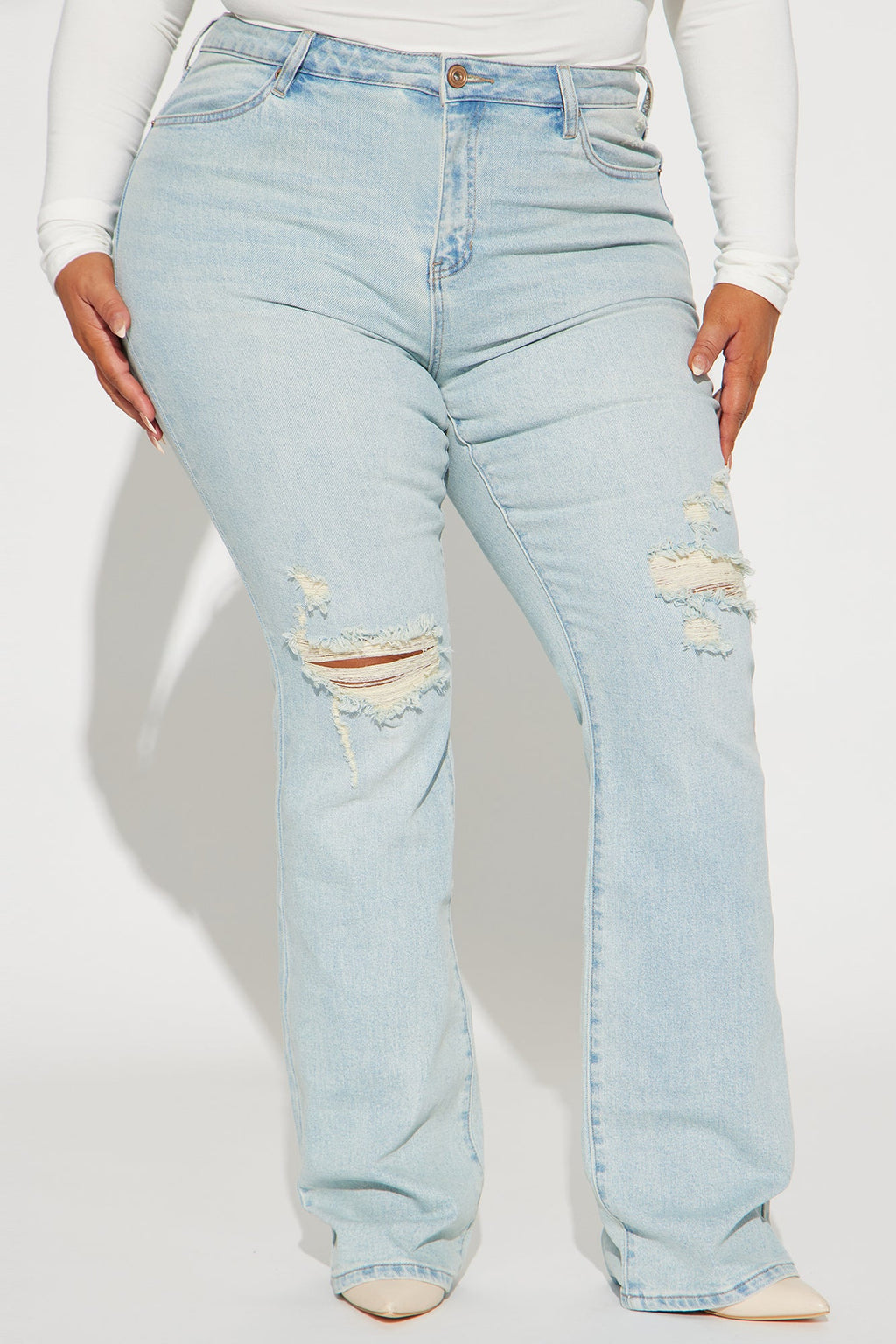 Bullseye Tinted Bootcut Jeans - Light Wash