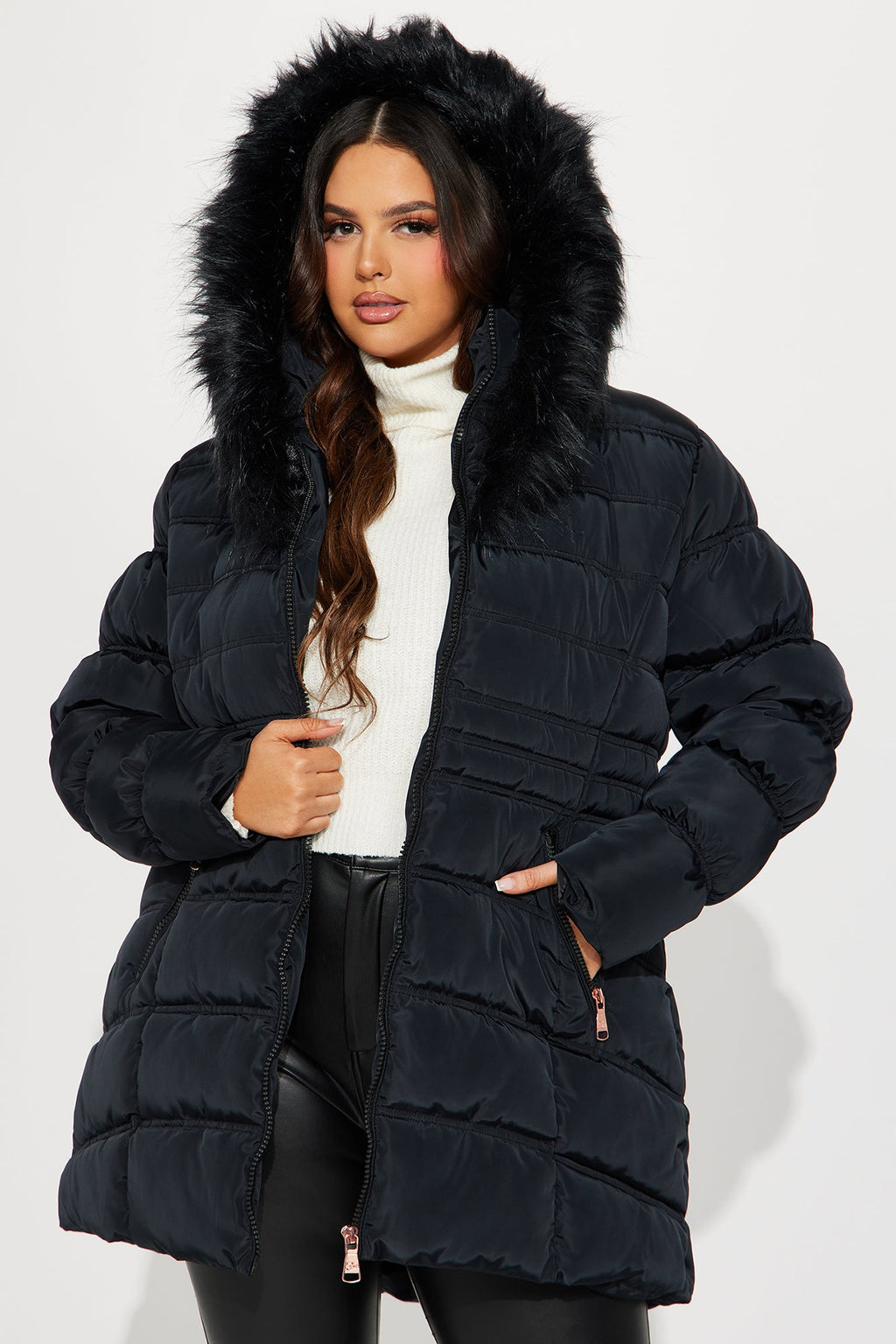Ice Skating Date Puffer Jacket - Black