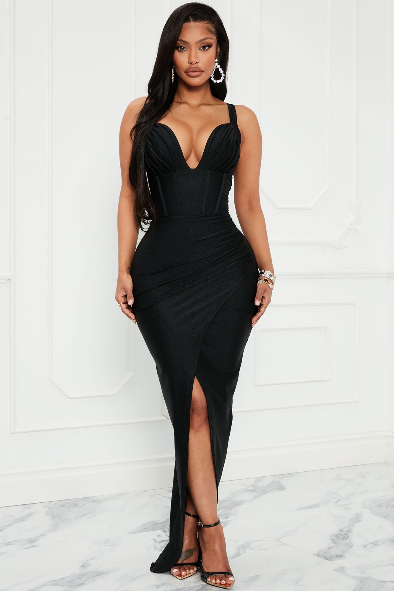 On Scene Maxi Dress - Black