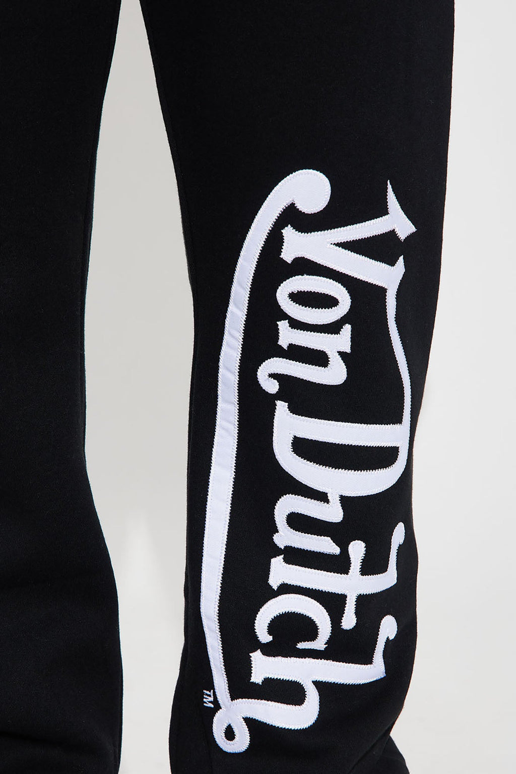 Von Dutch Patch Jogger - Black