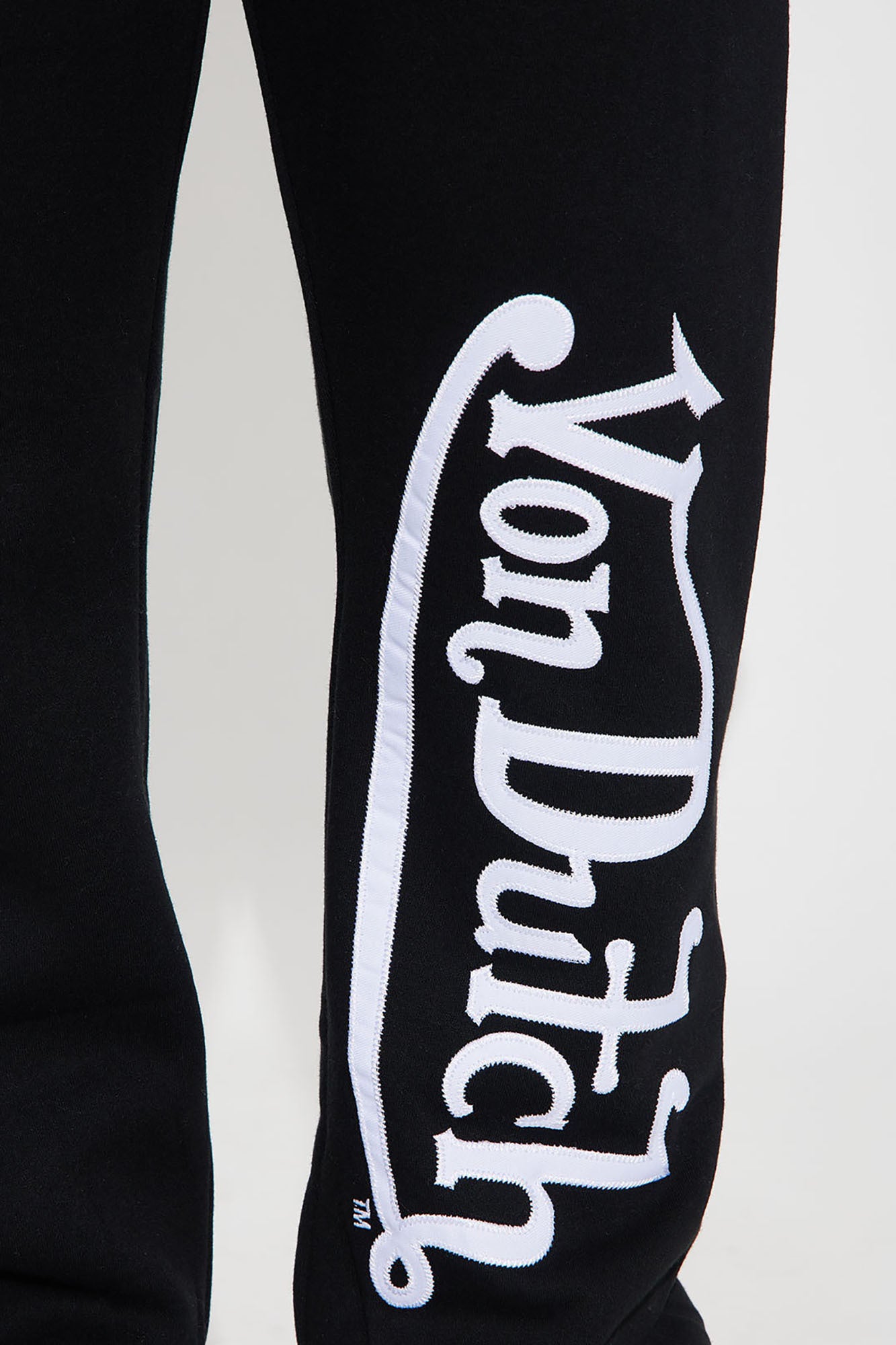 Von Dutch Patch Jogger - Black
