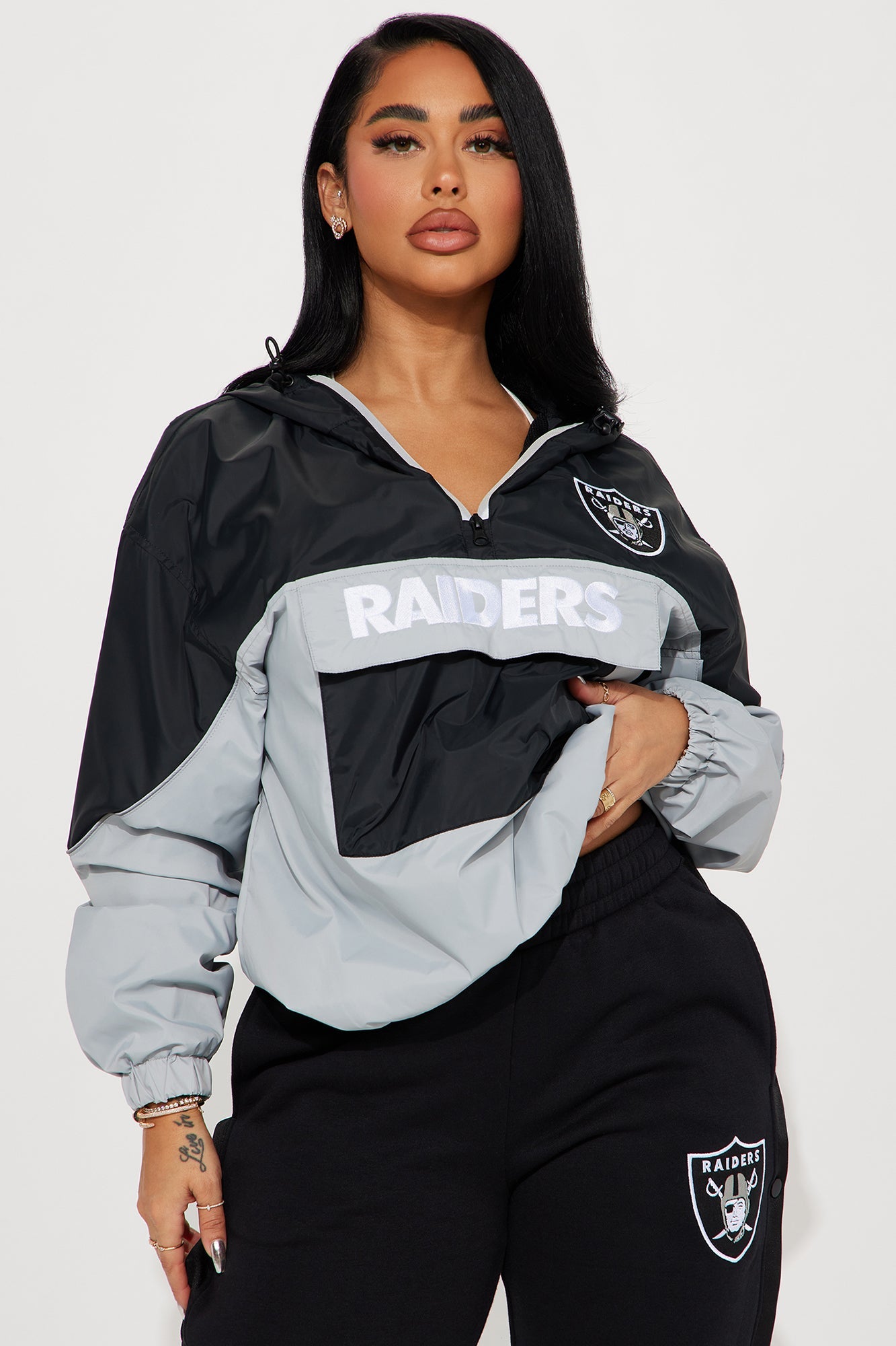 Bring Home The Win Raiders Windbreaker - Black/combo