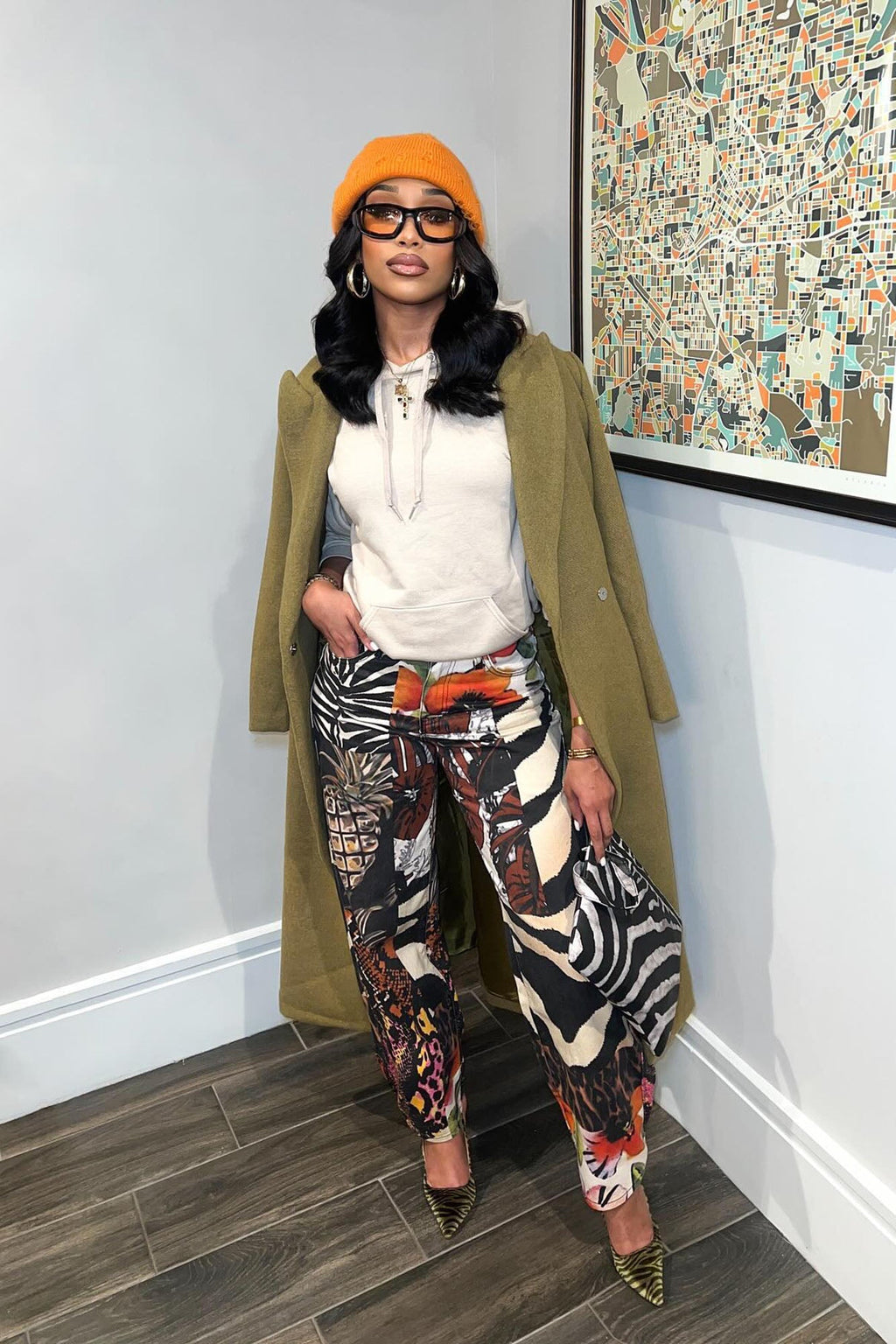 Miami Mood Printed Baggy Jeans - Brown/combo