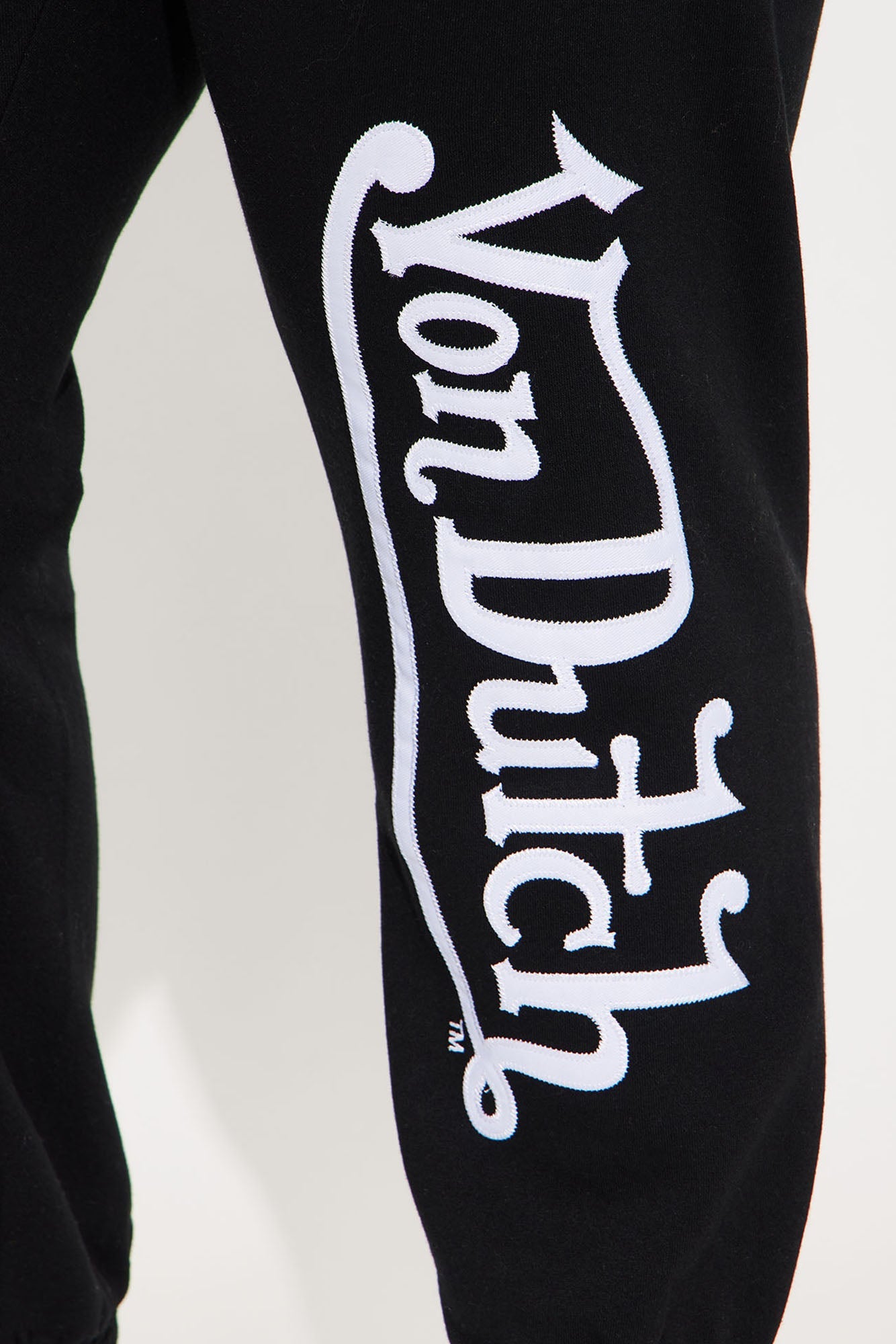 Von Dutch Patch Jogger - Black