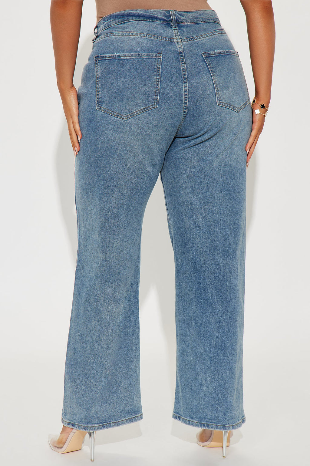 Nova 90s Straight Leg Jeans - Vintage Blue Wash