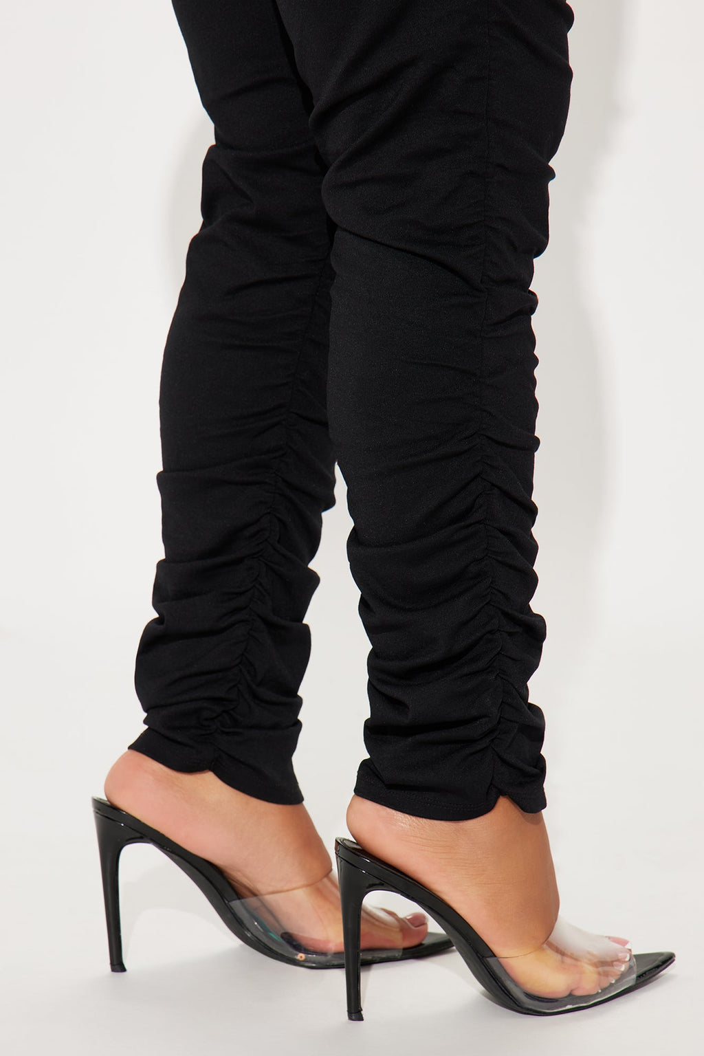 Don't Doubt It Ruched Legging - Black