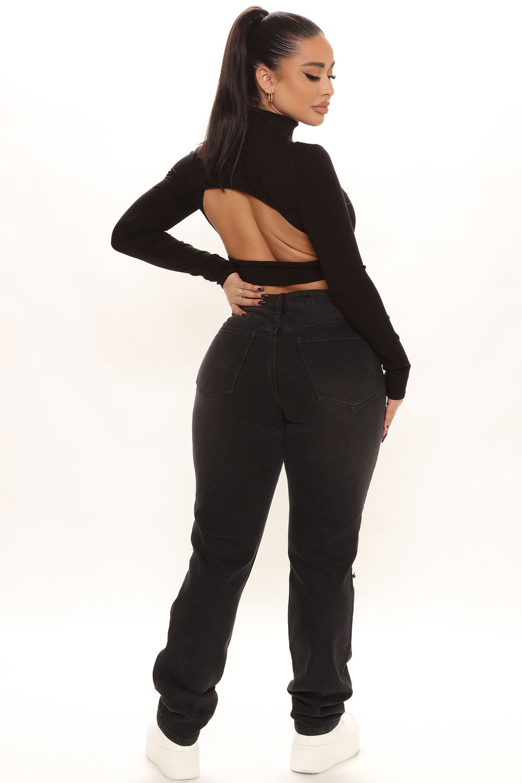 Favorite Getaway Destroyed Straight Leg Jeans - Black