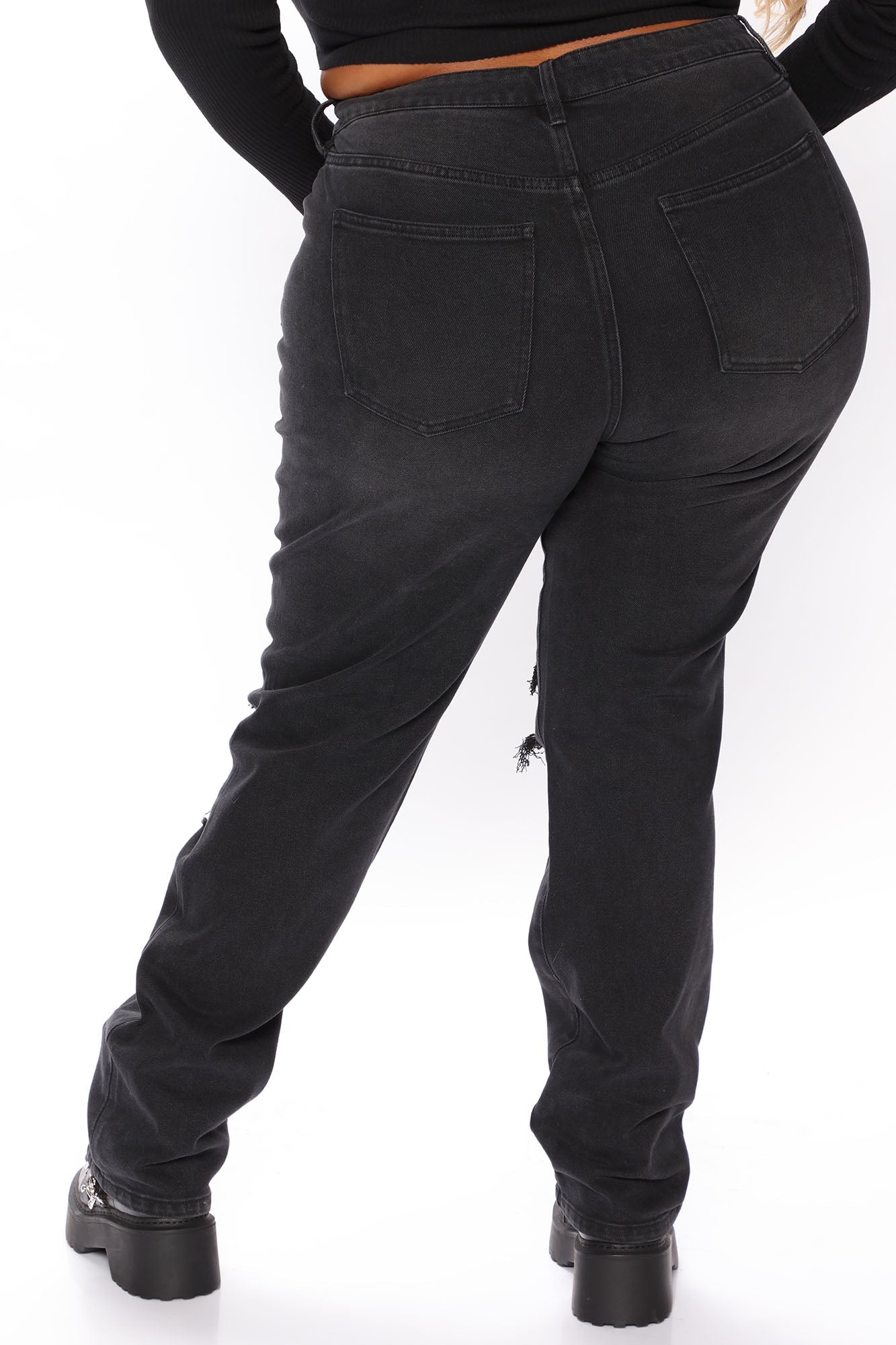 Favorite Getaway Destroyed Straight Leg Jeans - Black