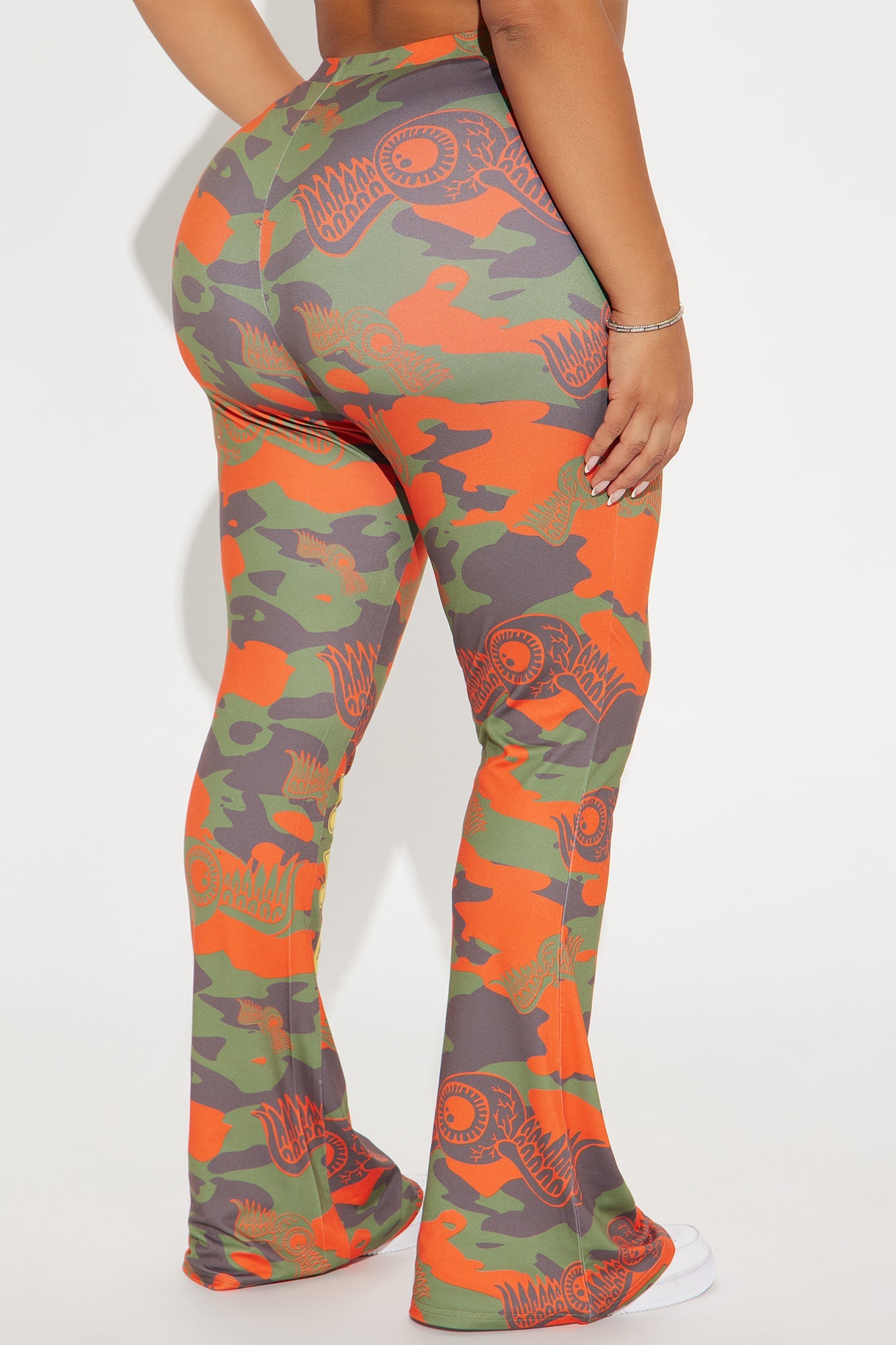 Von Dutch Embroidered Camo Flare Pant - Olive/combo