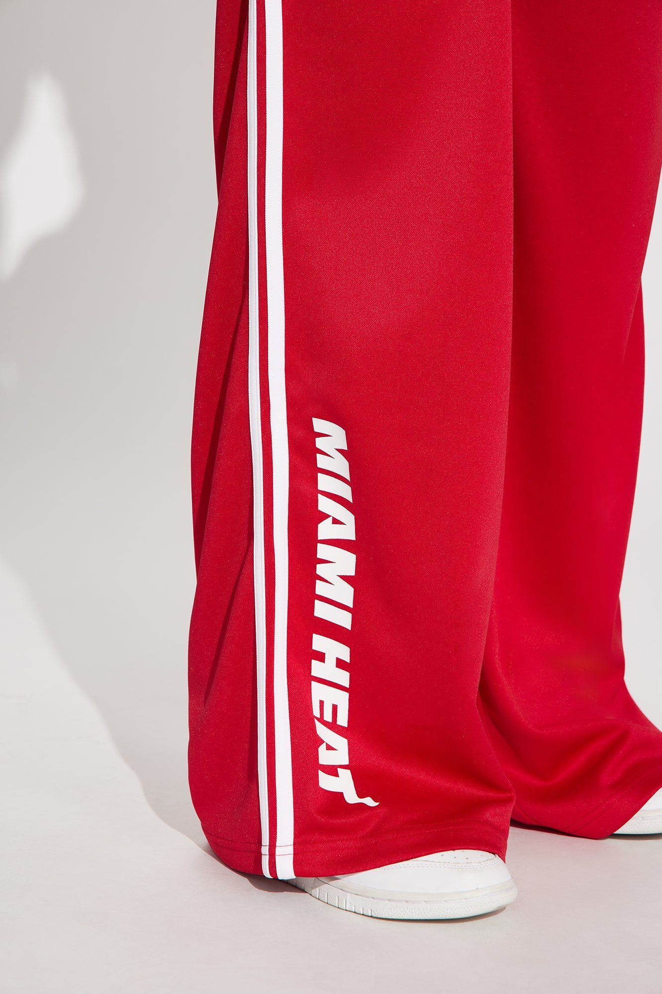 Miami Heat Halftime Track Pant - Red