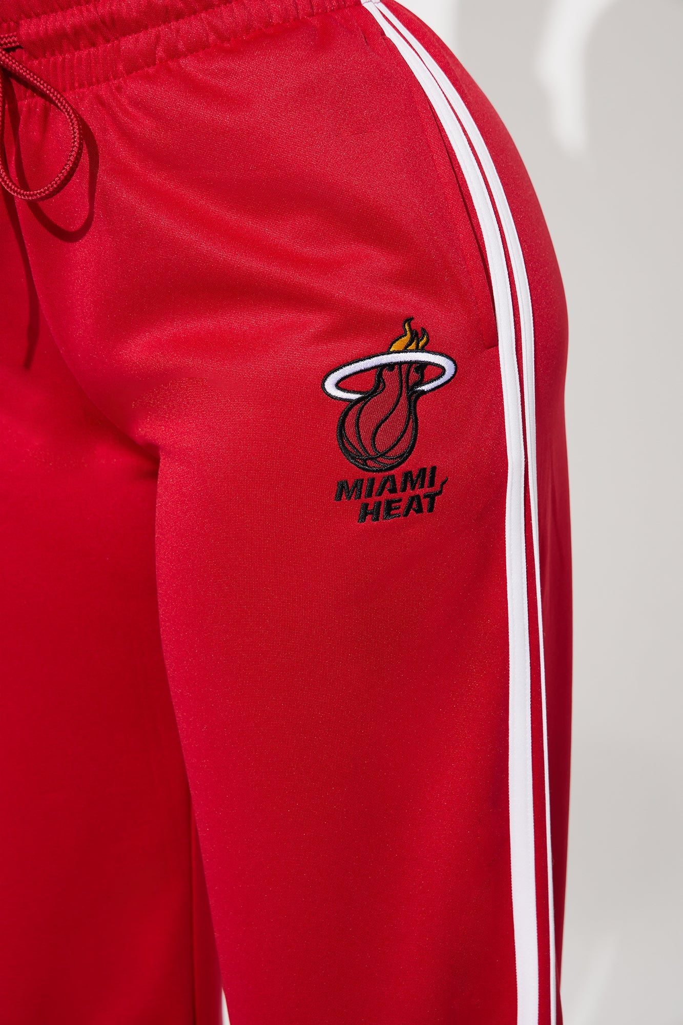 Miami Heat Halftime Track Pant - Red