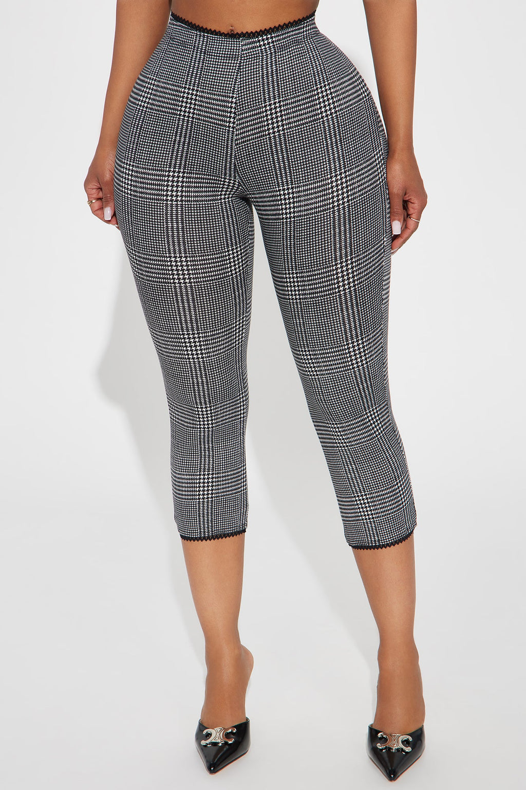 Jazlyn Houndstooth Capri Legging - Black/White