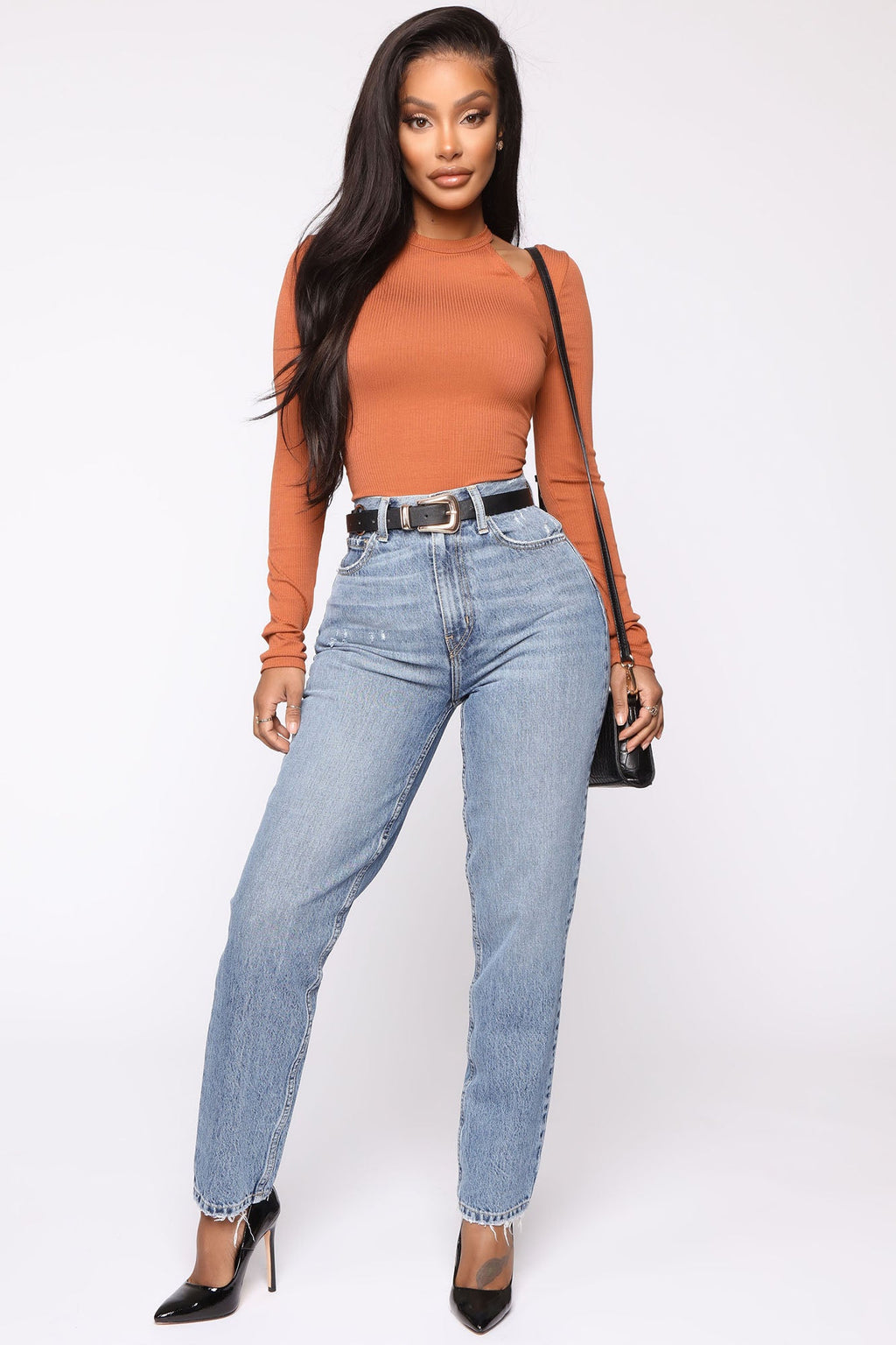 Very Special High Rise Mom Jeans - Medium Wash