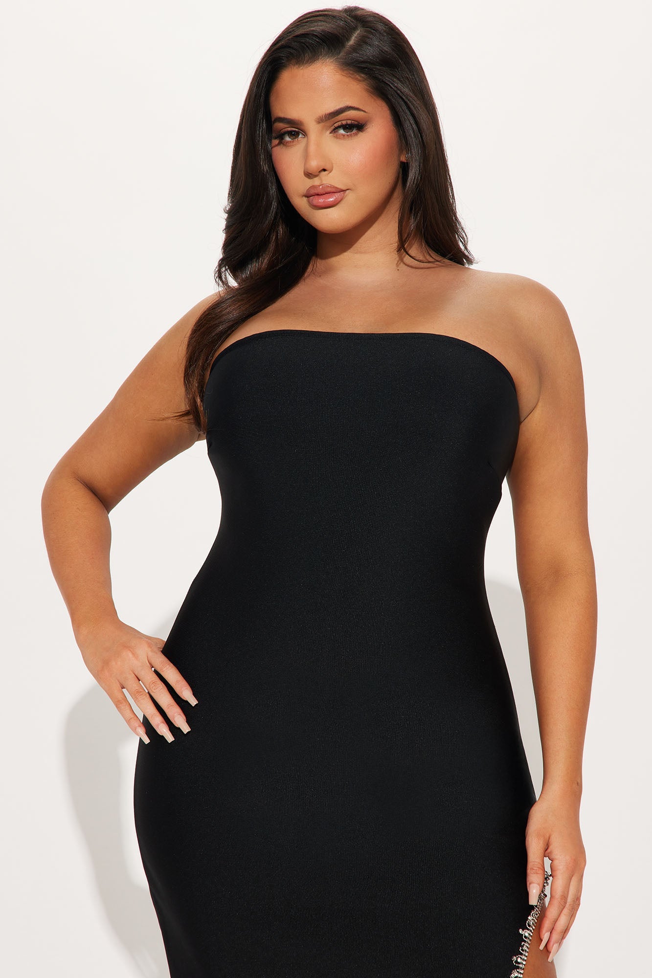Champagne Elegance Bandage Midi Dress - Black