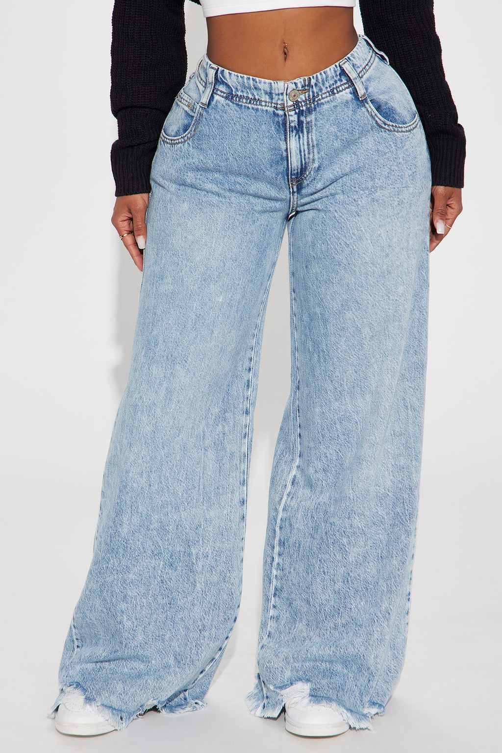 Indigo Low Rise Wide Leg Jeans - Light Wash