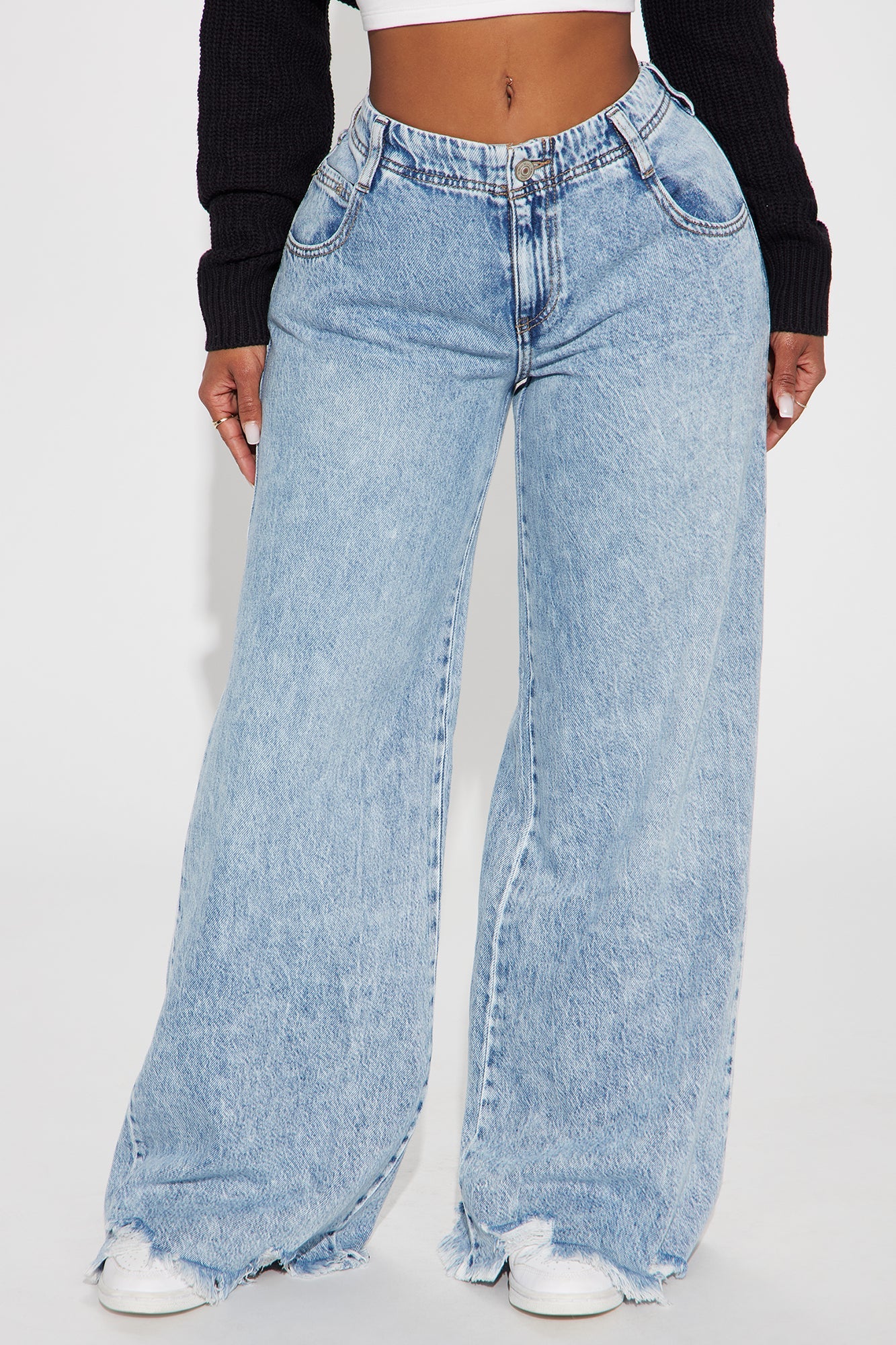 Indigo Low Rise Wide Leg Jeans - Light Wash