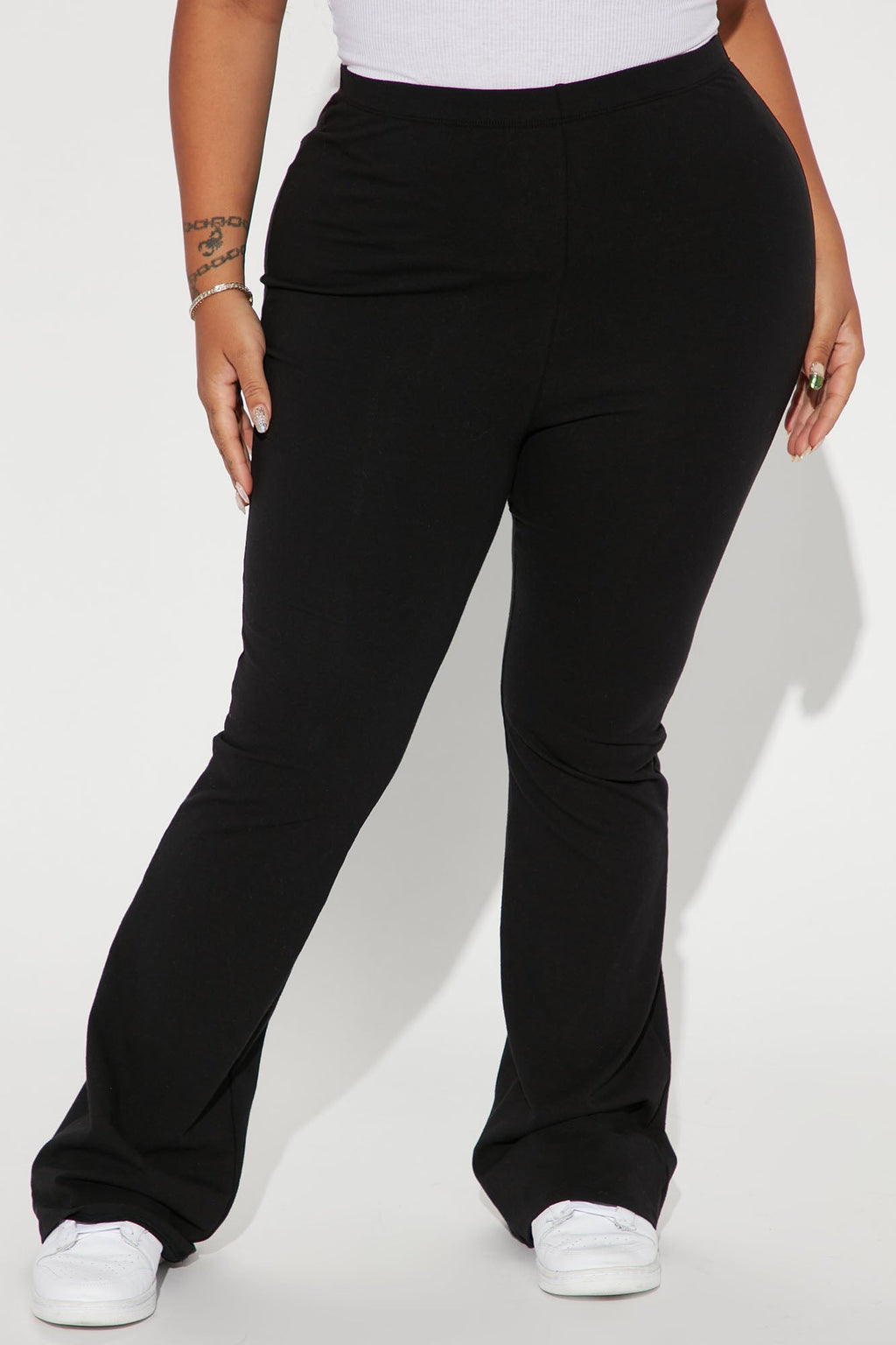 Adriana Flare Pant - Black